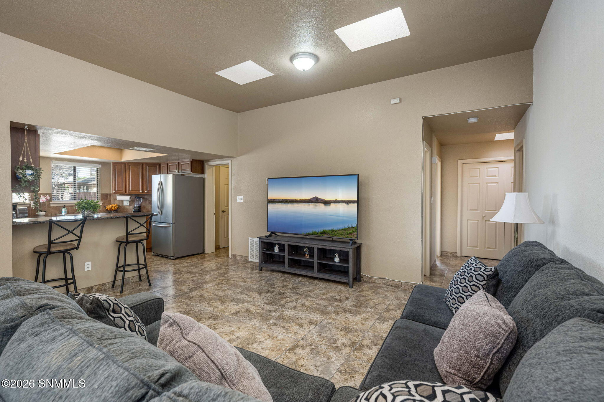 8-web-or-mls-Snappin Homes (Jasmine958)-