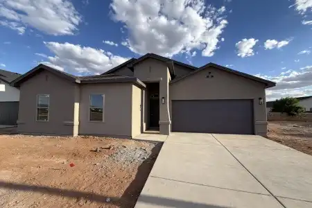 5922 Diaz Loop, Las Cruces, New Mexico 88012, 4 Bedrooms Bedrooms, ,2 BathroomsBathrooms,Residential,For Sale,Diaz,2600908