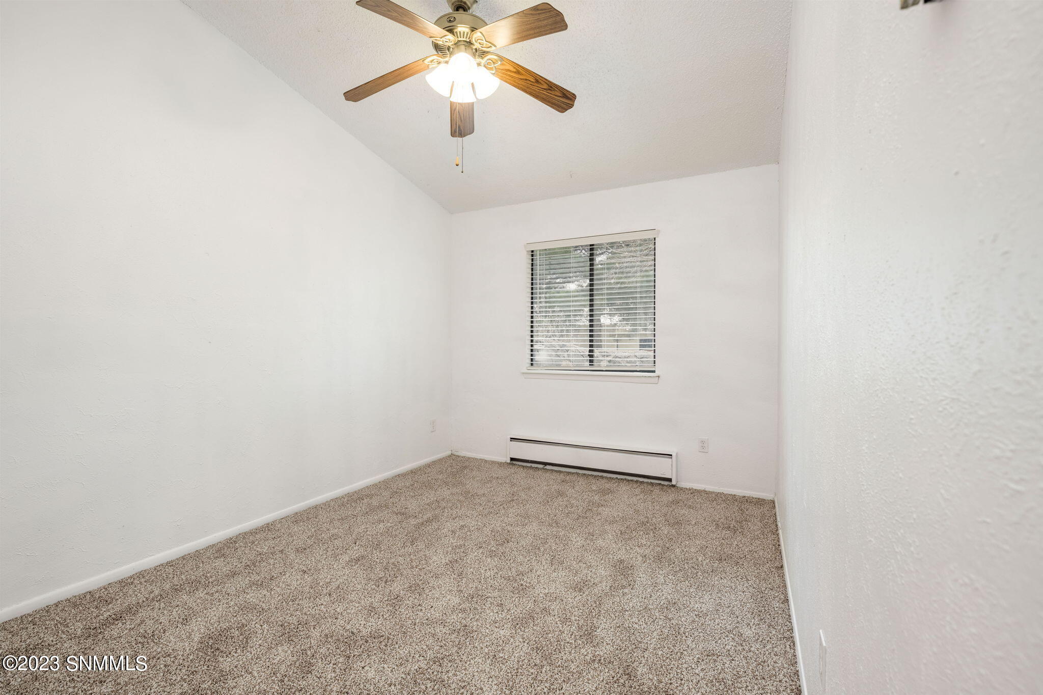 23-web-or-mls-Willow 1290-89