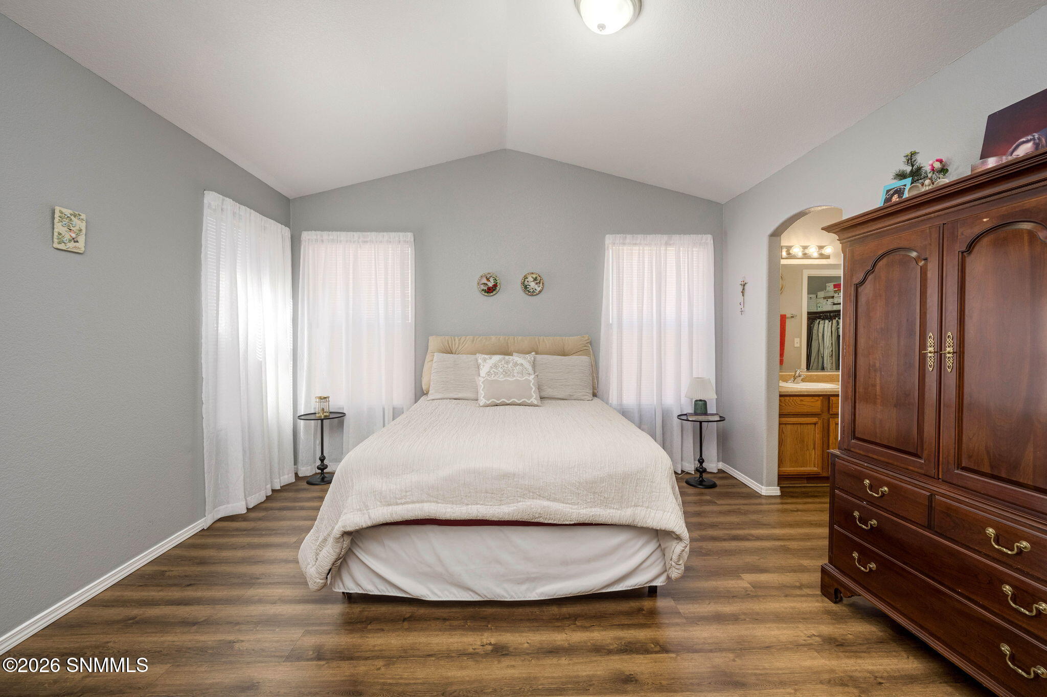 14-web-or-mls-Snappin Homes (Beltran1377