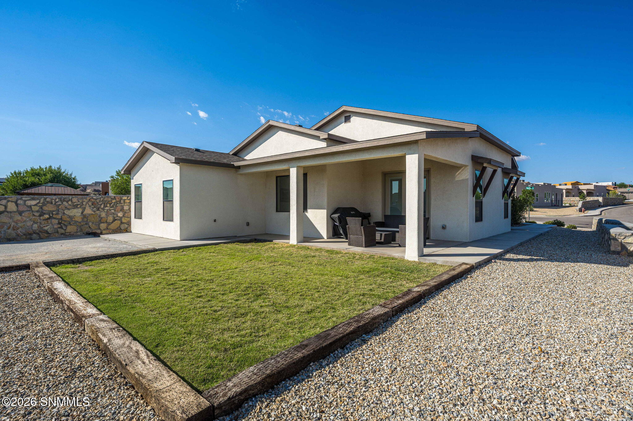 40-web-or-mls-Snappin Homes (Pacifico290