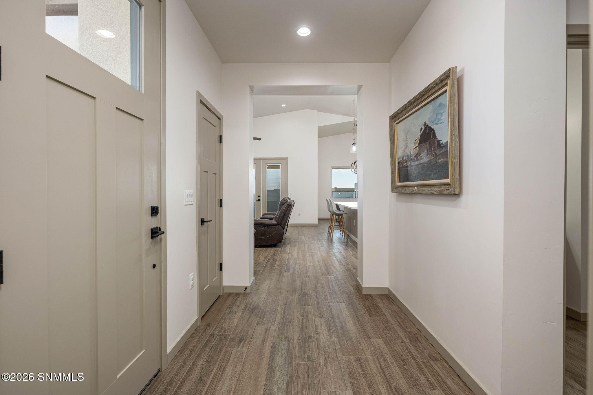 5-web-or-mls-Snappin Homes (Pacifico2903