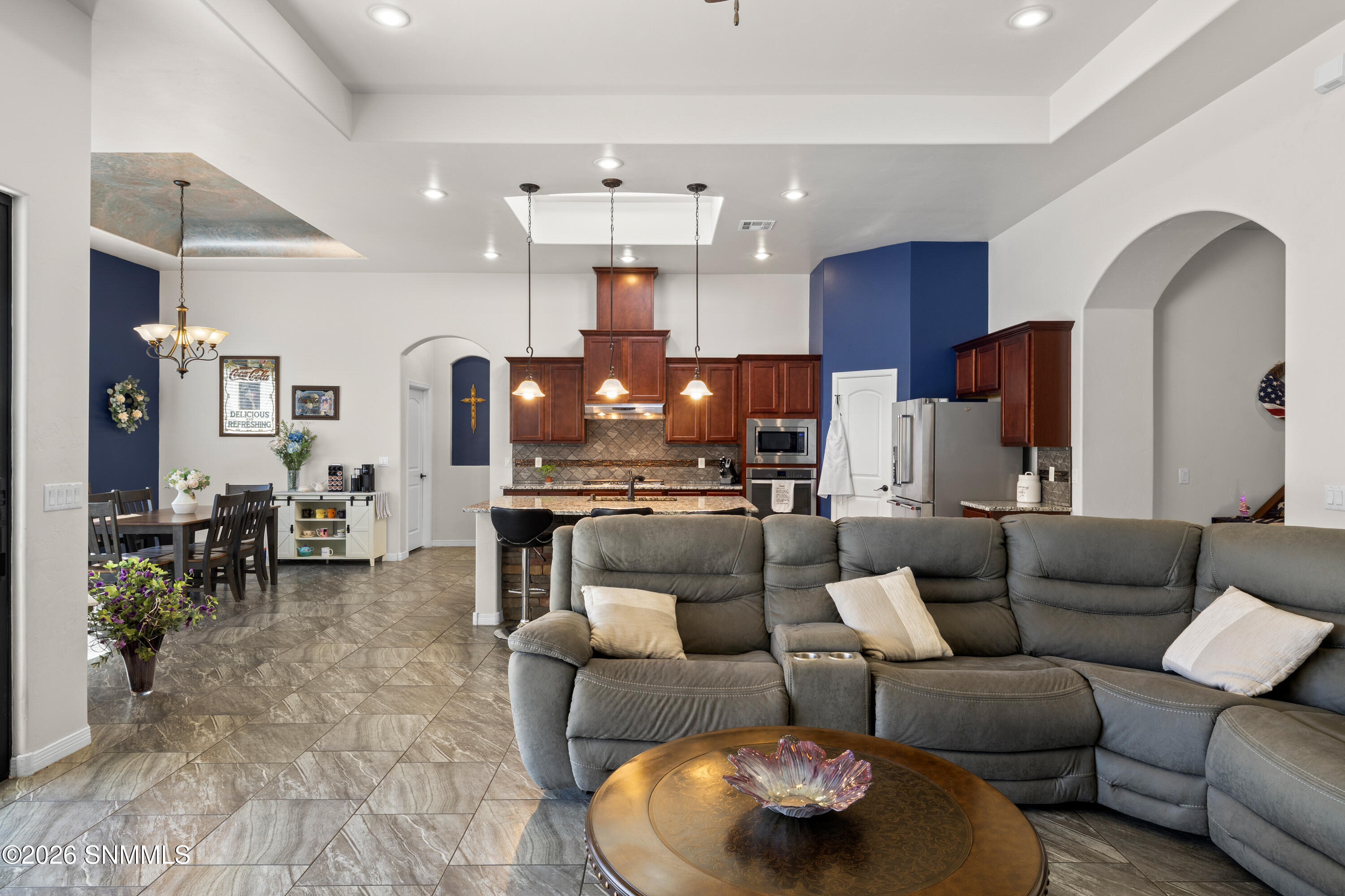 3068-Chipewa-Summit- MLS-Camera-Guy-9