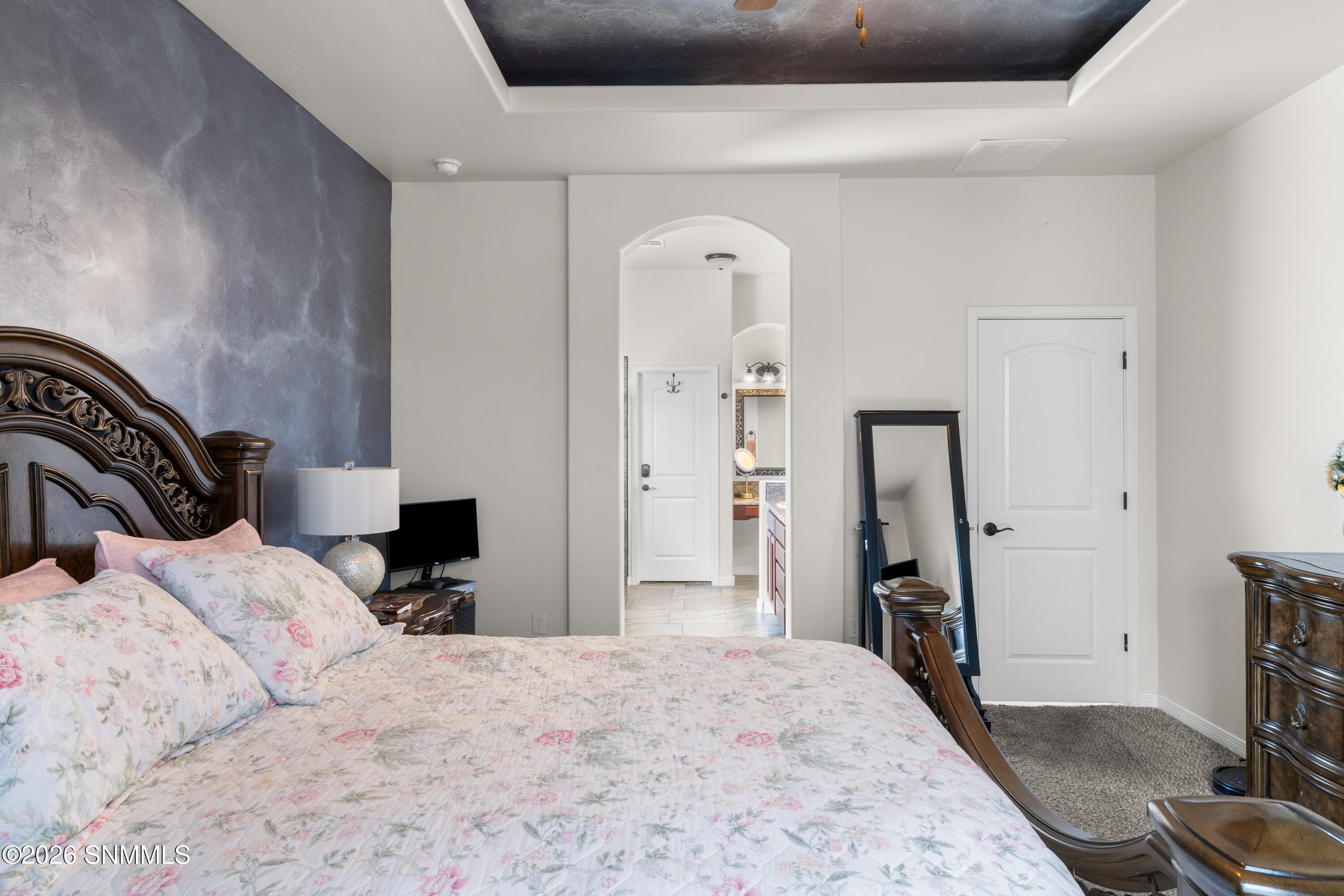 3068-Chipewa-Summit- MLS-Camera-Guy-12c