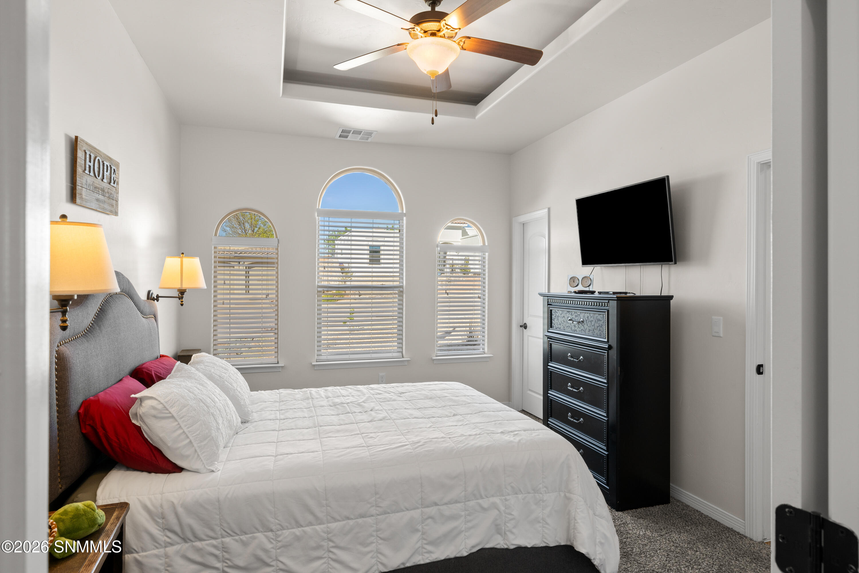 3068-Chipewa-Summit- MLS-Camera-Guy-13