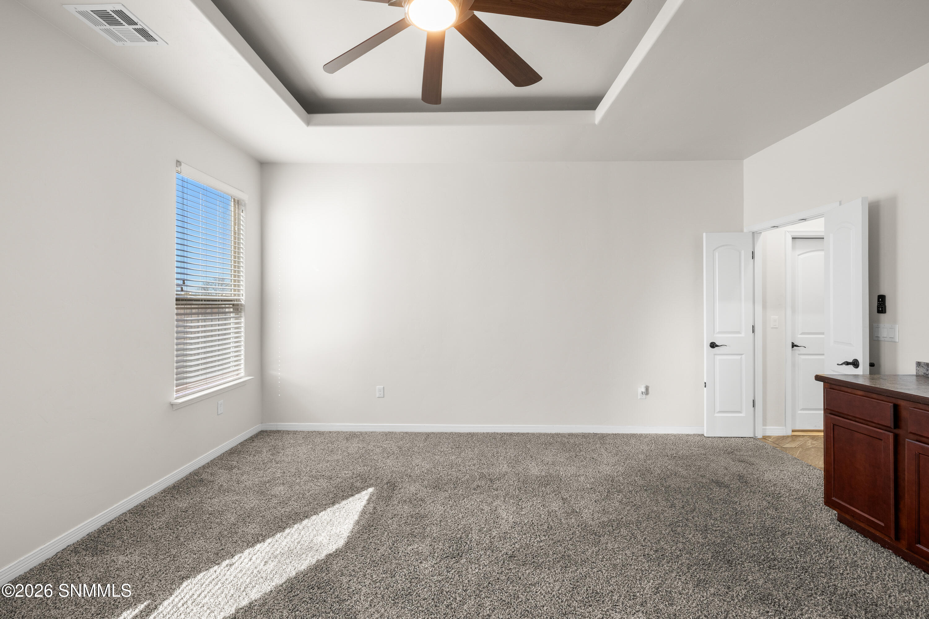 3068-Chipewa-Summit- MLS-Camera-Guy-23