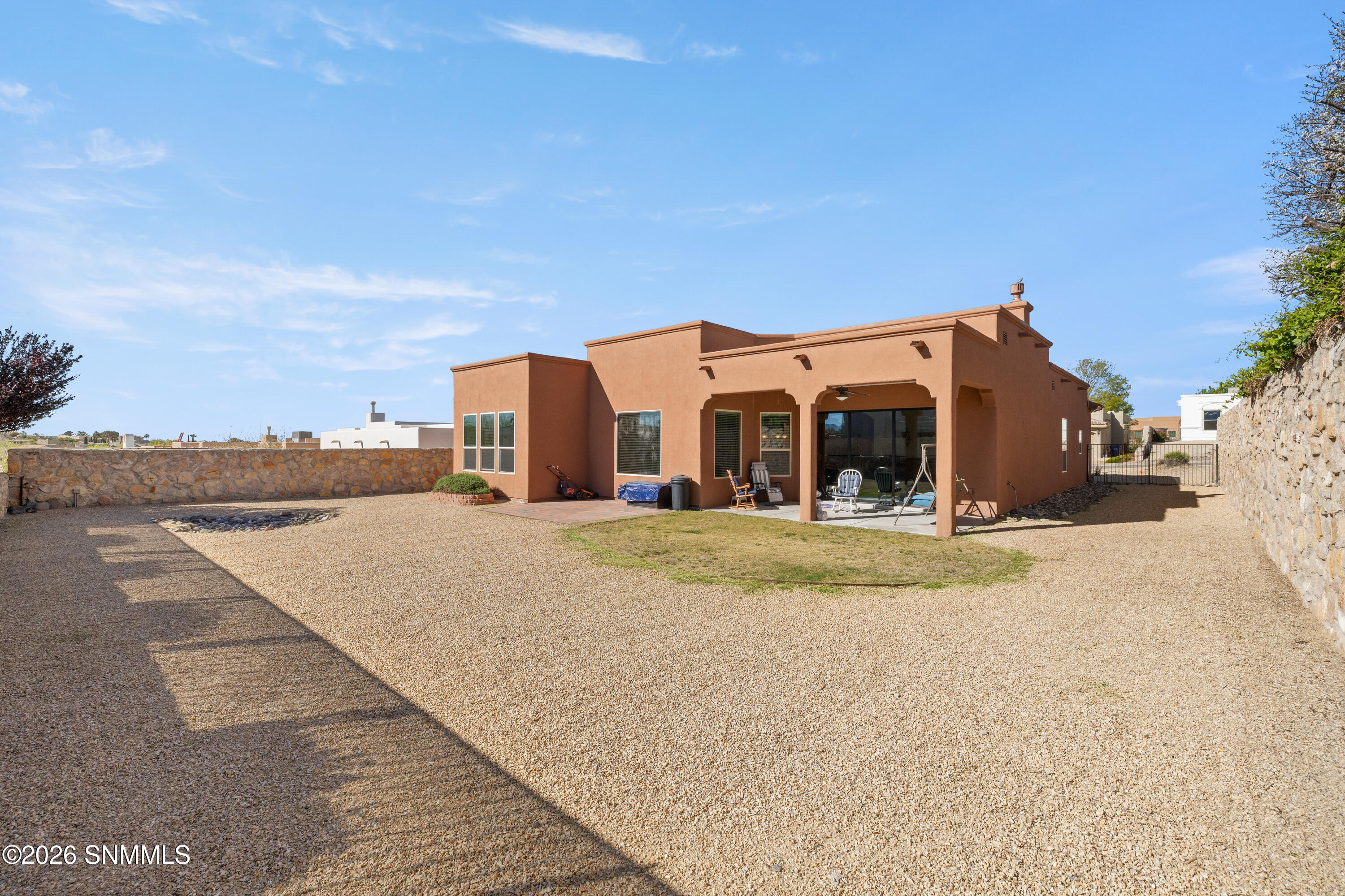 3068-Chipewa-Summit- MLS-Camera-Guy-30