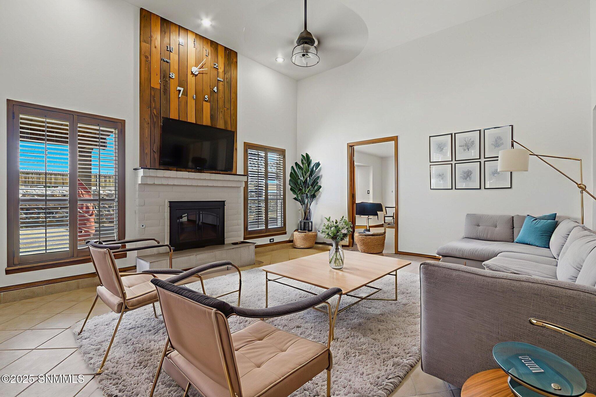 35-web-or-mls-IMG_5451 virtually staged