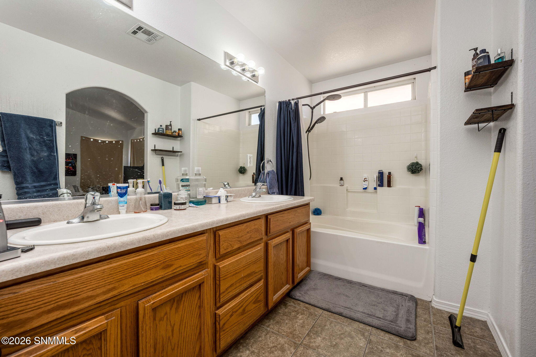 14-web-or-mls-Snappin Homes (CalleBella4