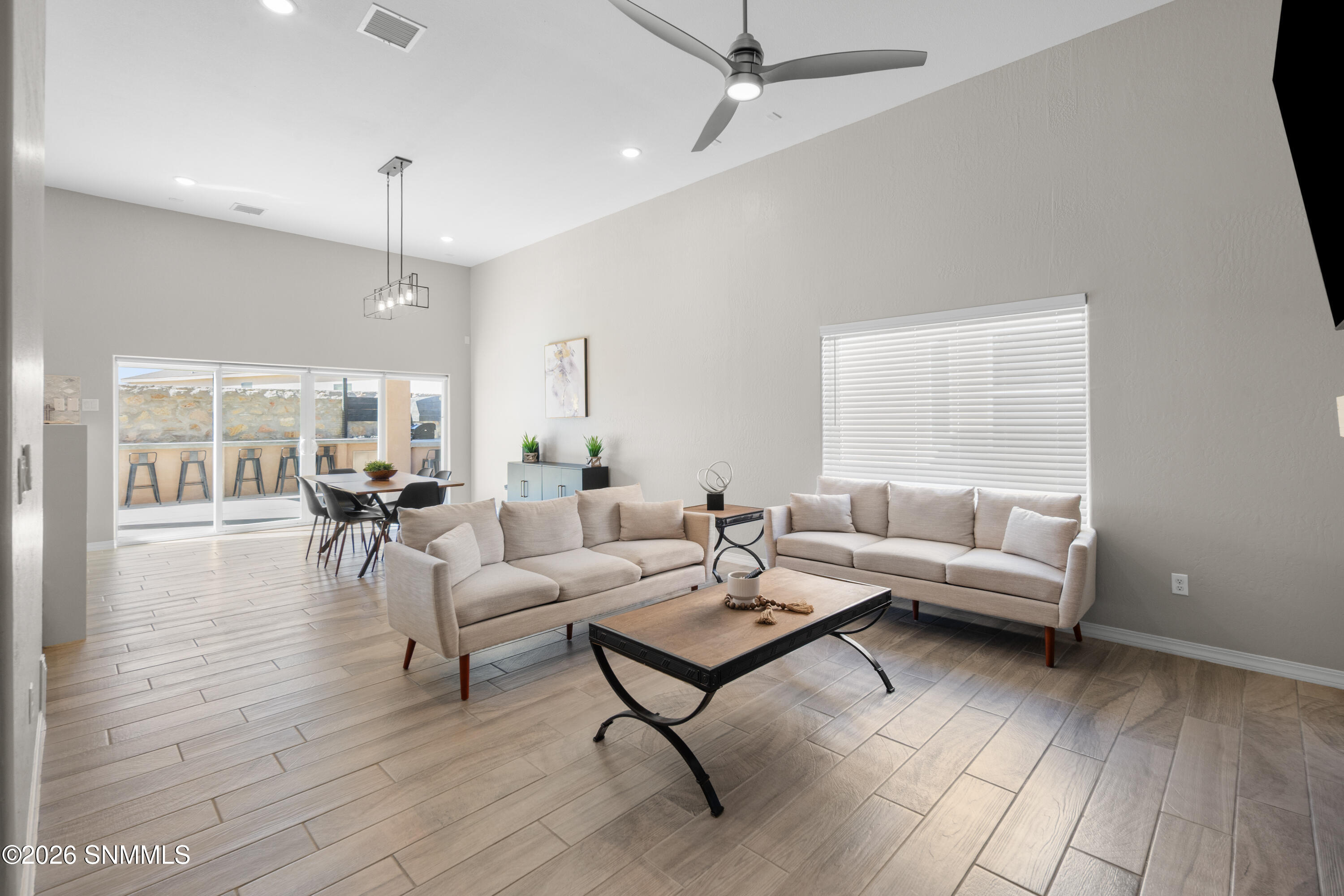 621-La-Entrada-MLS-Camera-Guy-7