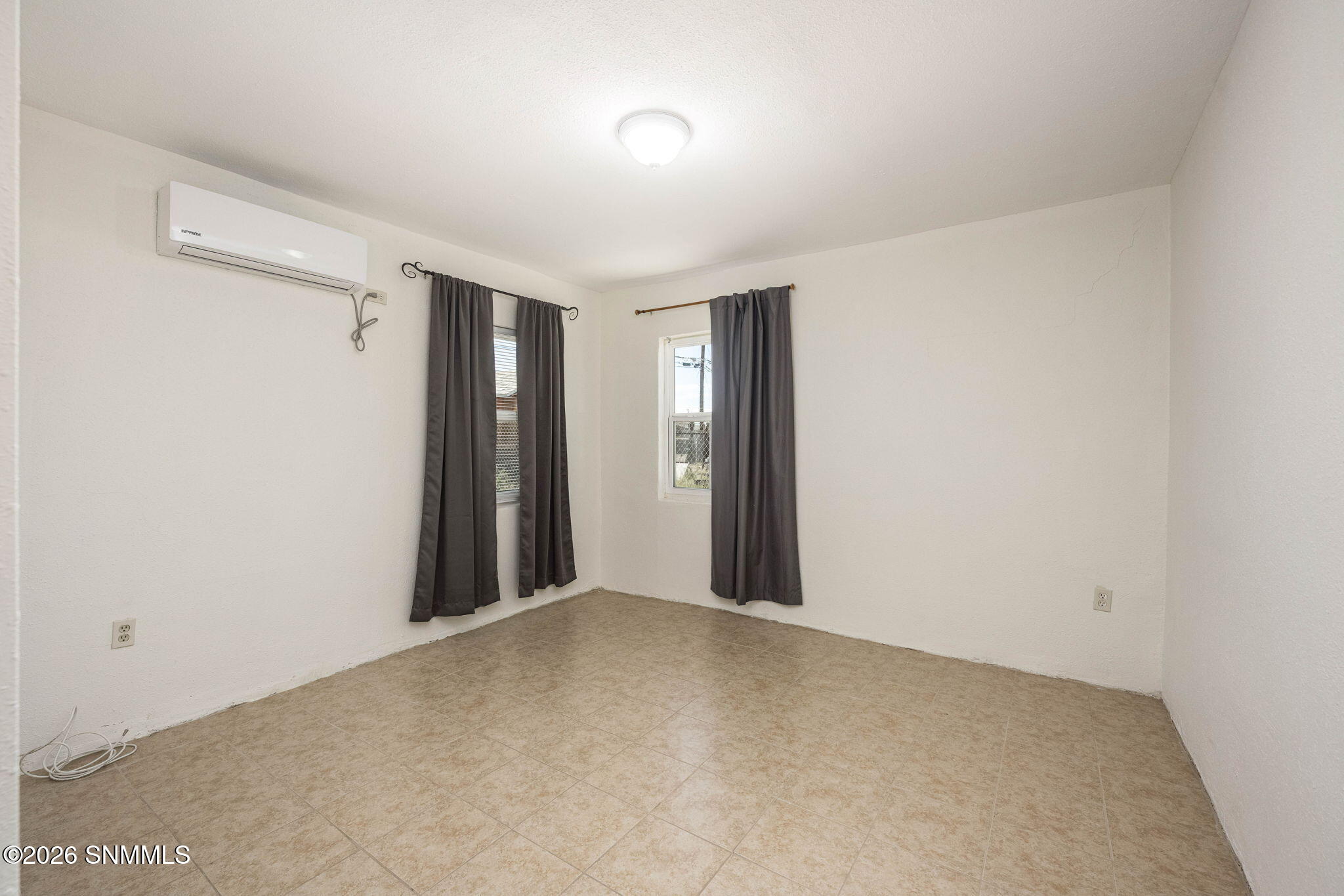 12-web-or-mls-Snappin Homes (Ethel1255)-