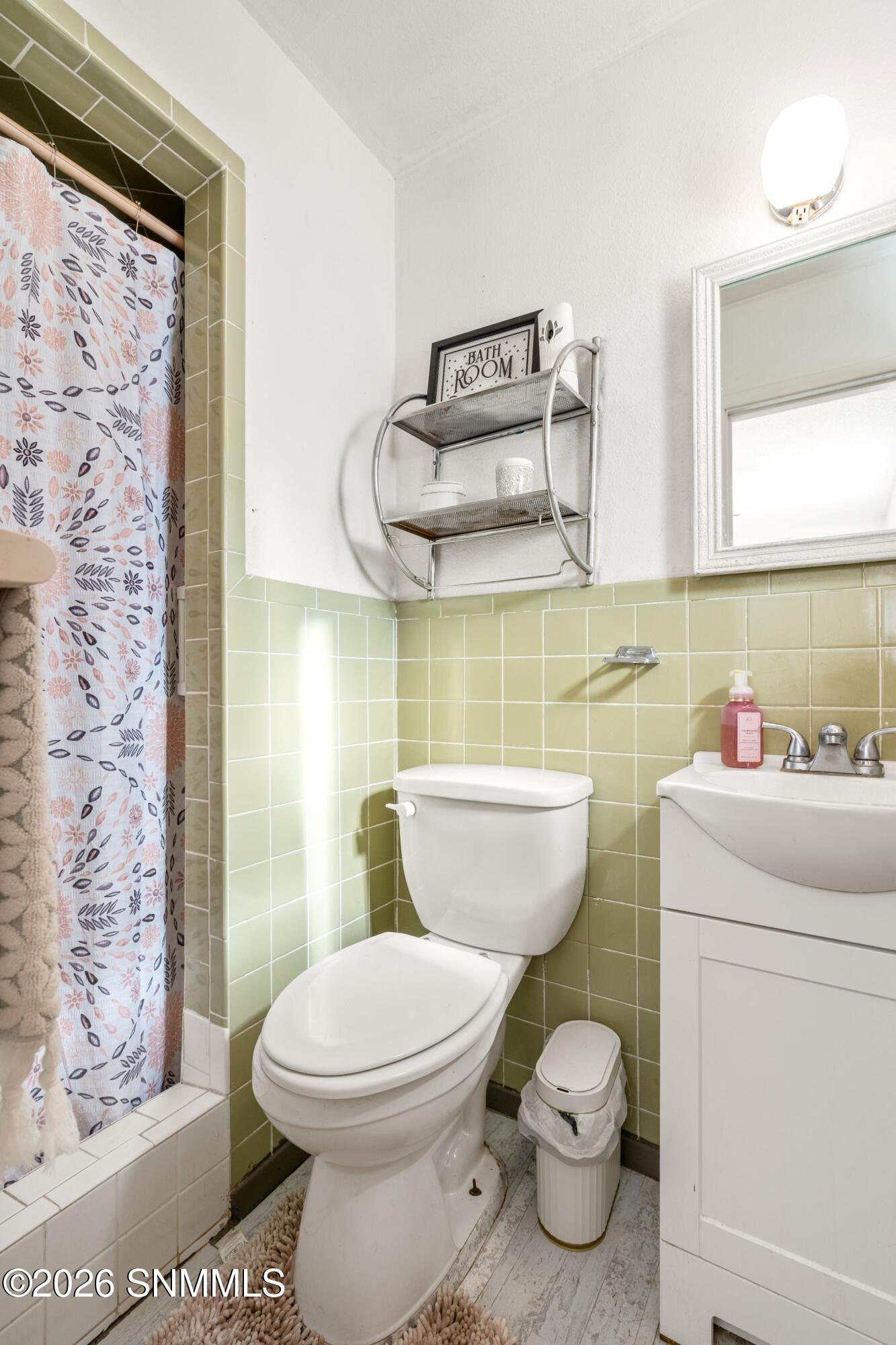 Primary Bath 1