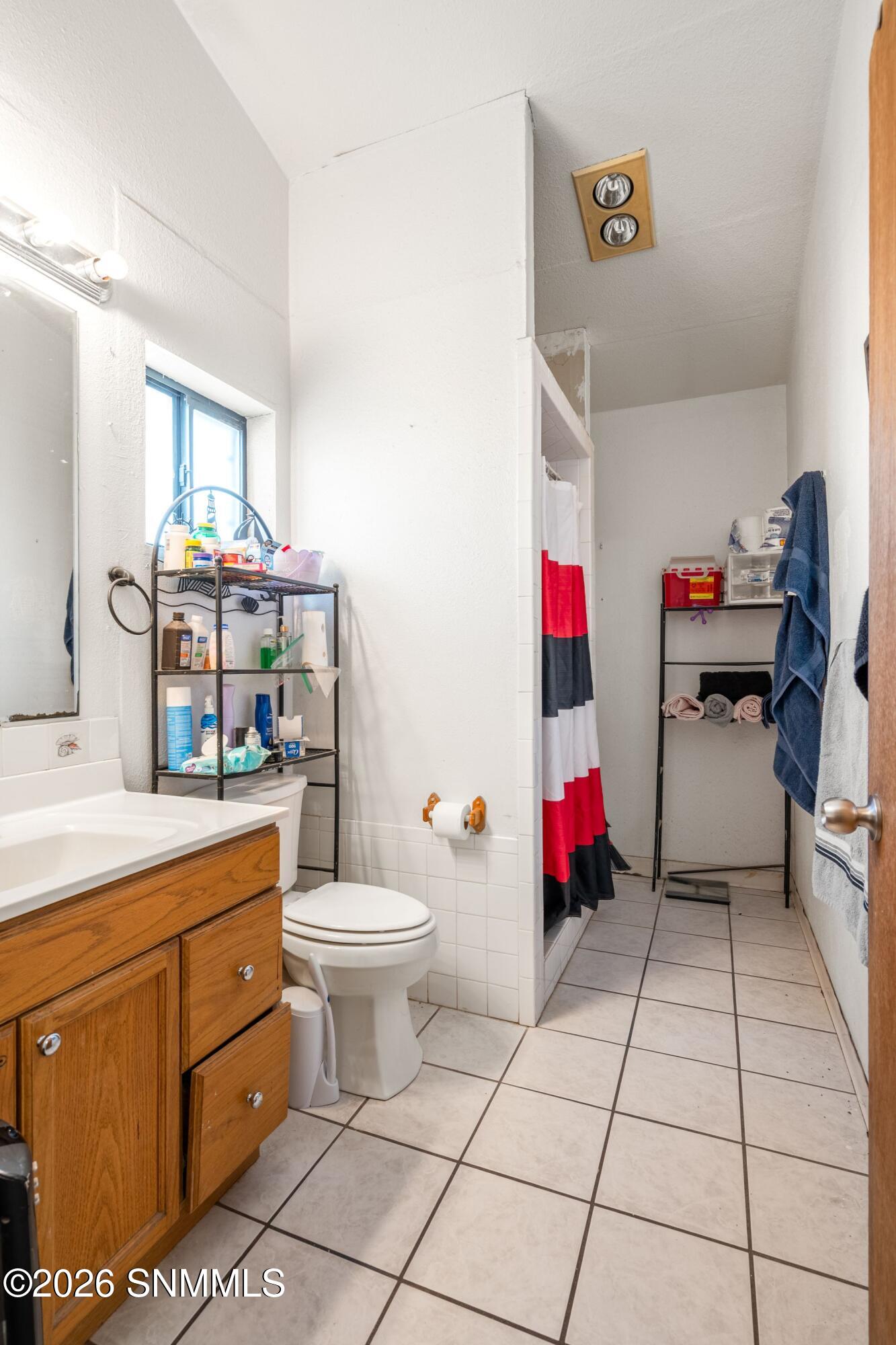 BH Bathroom 1