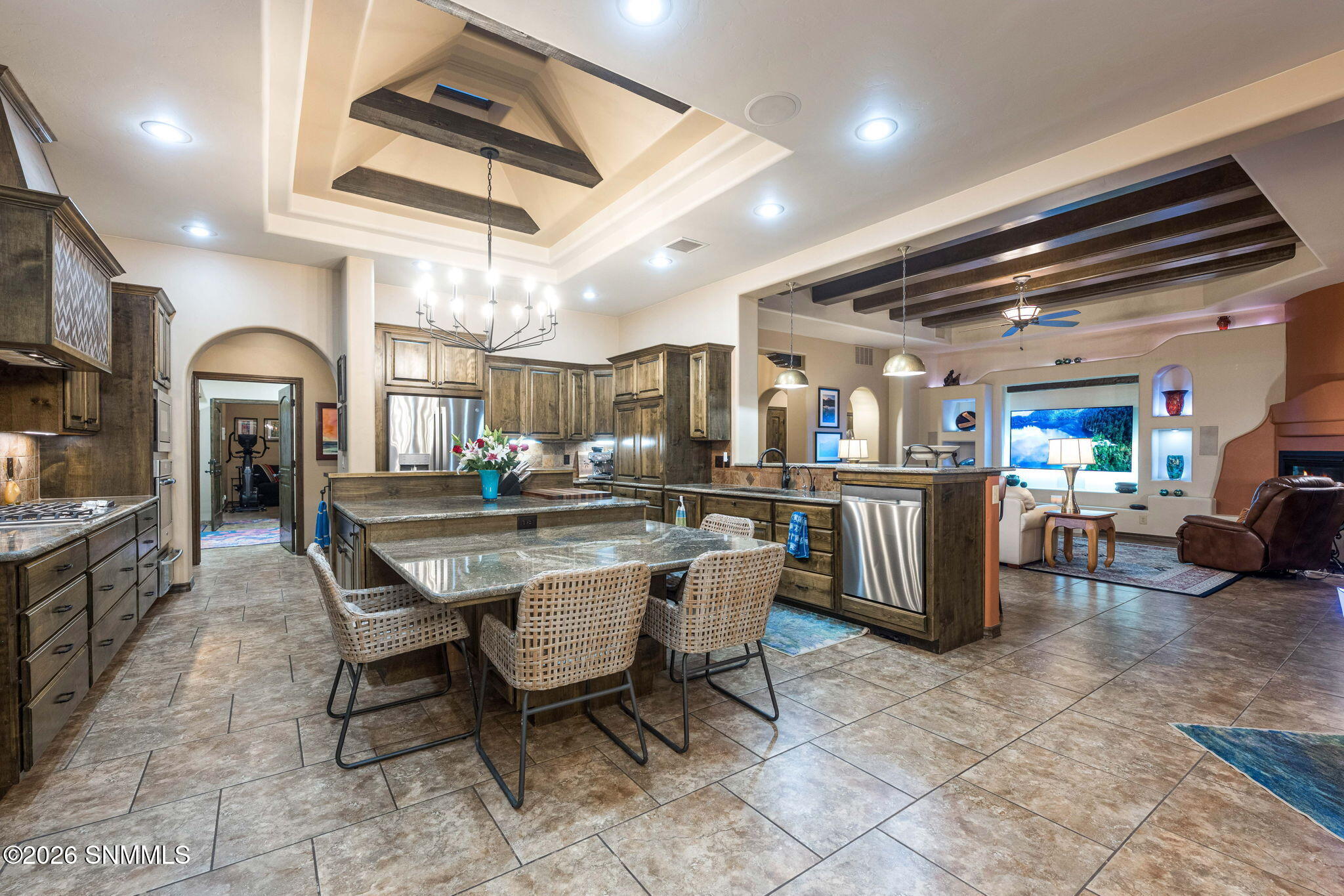 16-web-or-mls-Snappin Homes (Goldeneye12