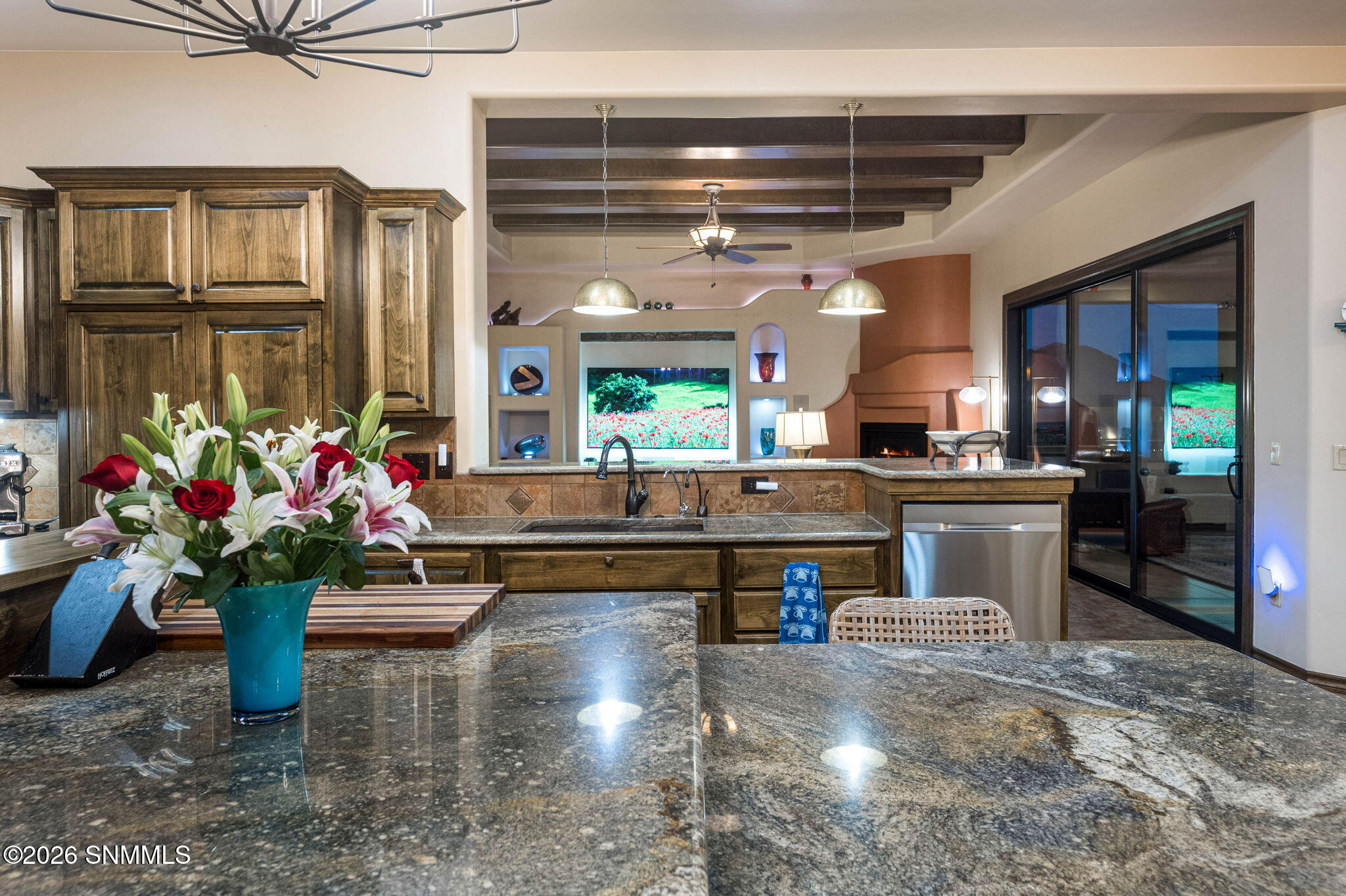 18-web-or-mls-Snappin Homes (Goldeneye12