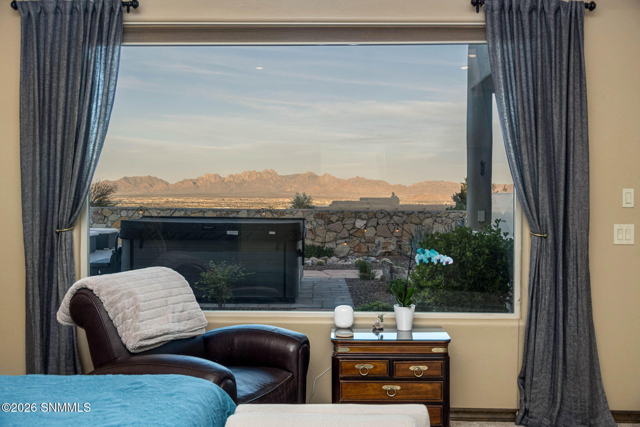 28-web-or-mls-Snappin Homes (Goldeneye12