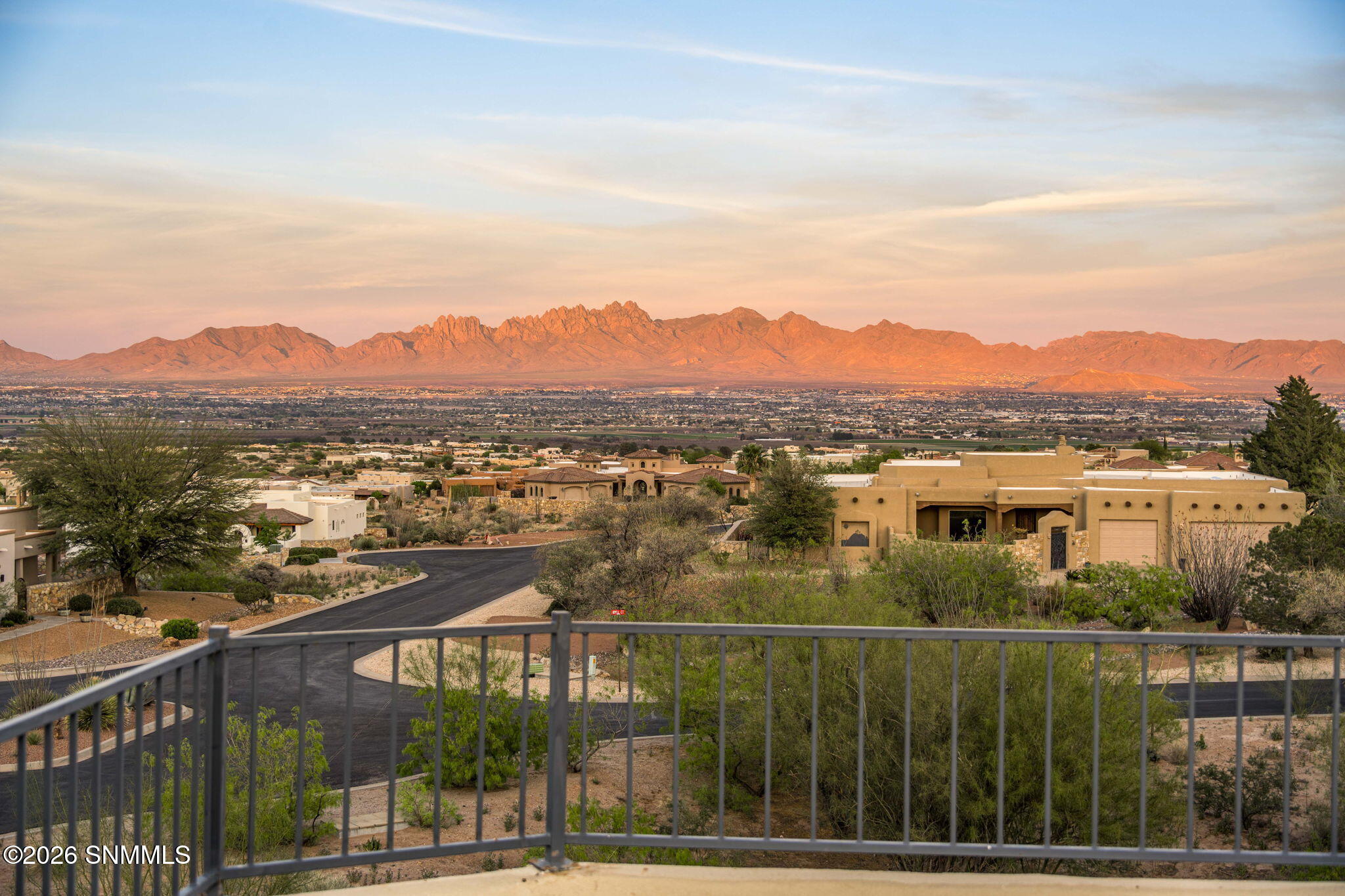 84-web-or-mls-Snappin Homes (Goldeneye12