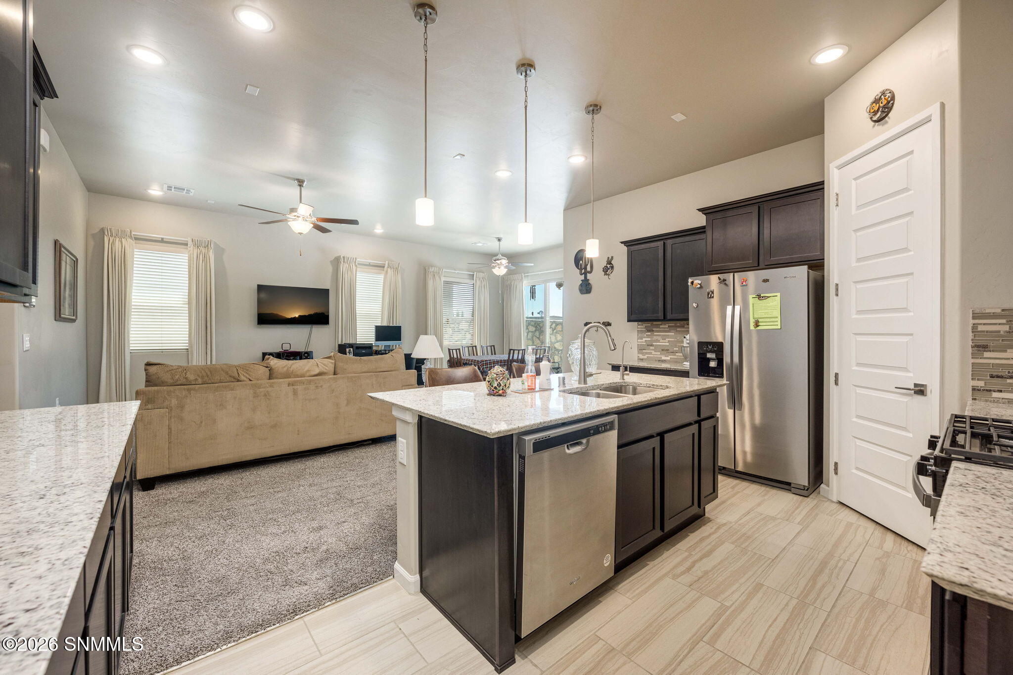 15-web-or-mls-Snappin Homes (Silverado38