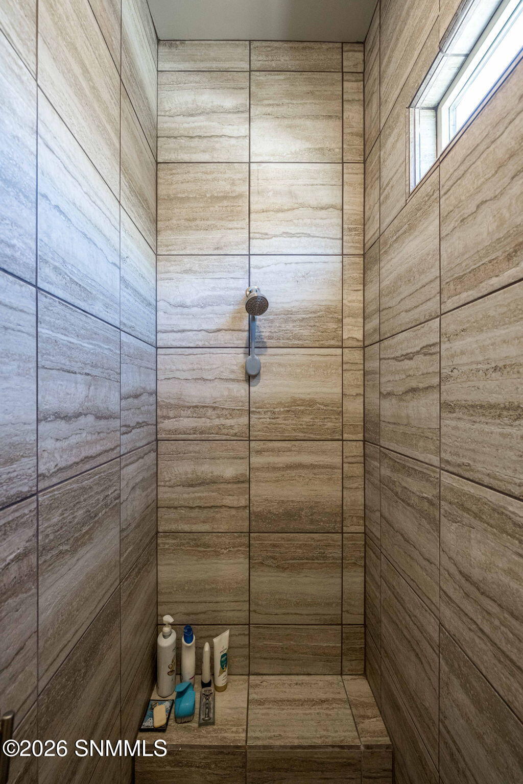 23-web-or-mls-Snappin Homes (Silverado38