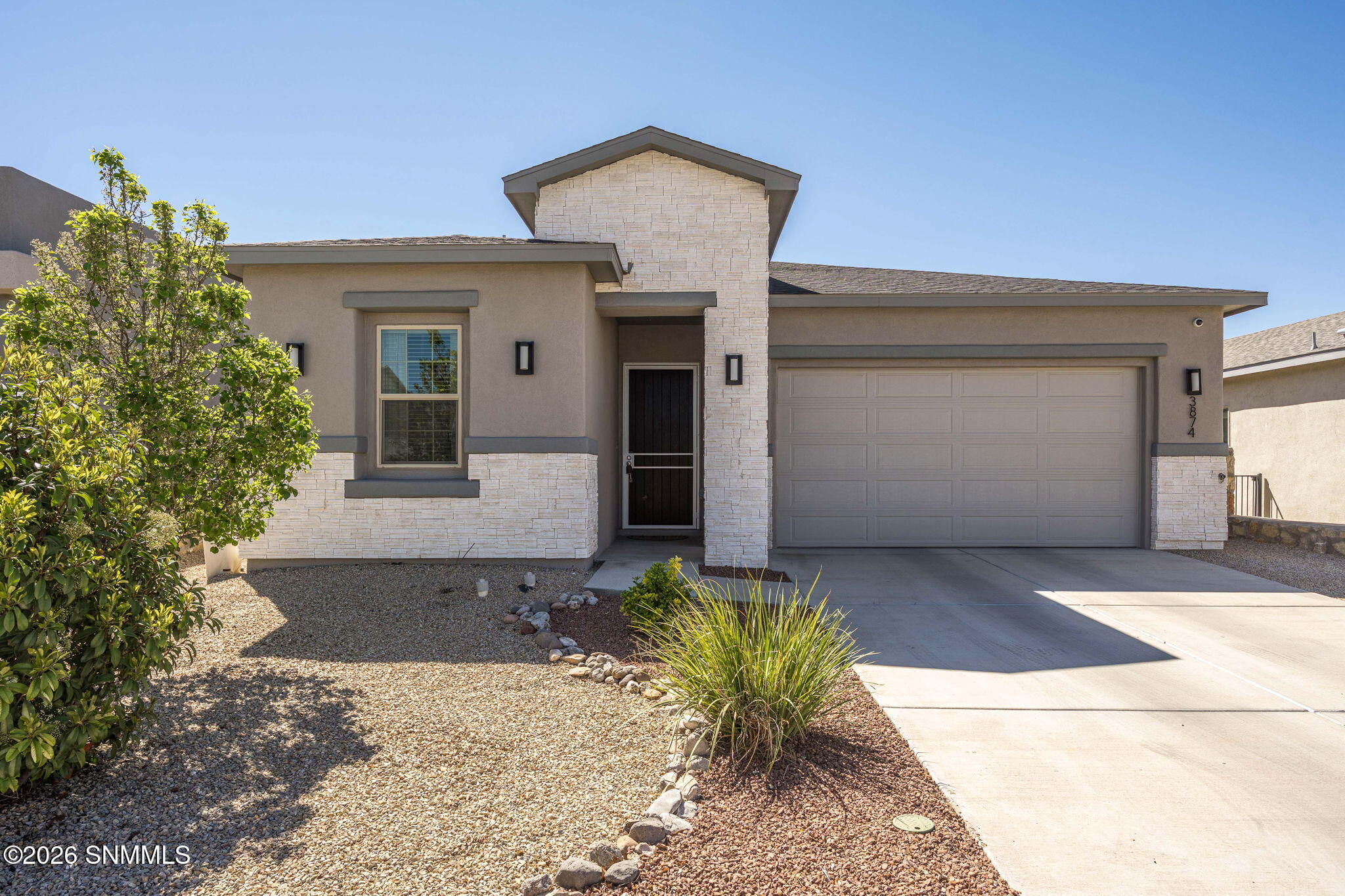 3-web-or-mls-Snappin Homes (Silverado387