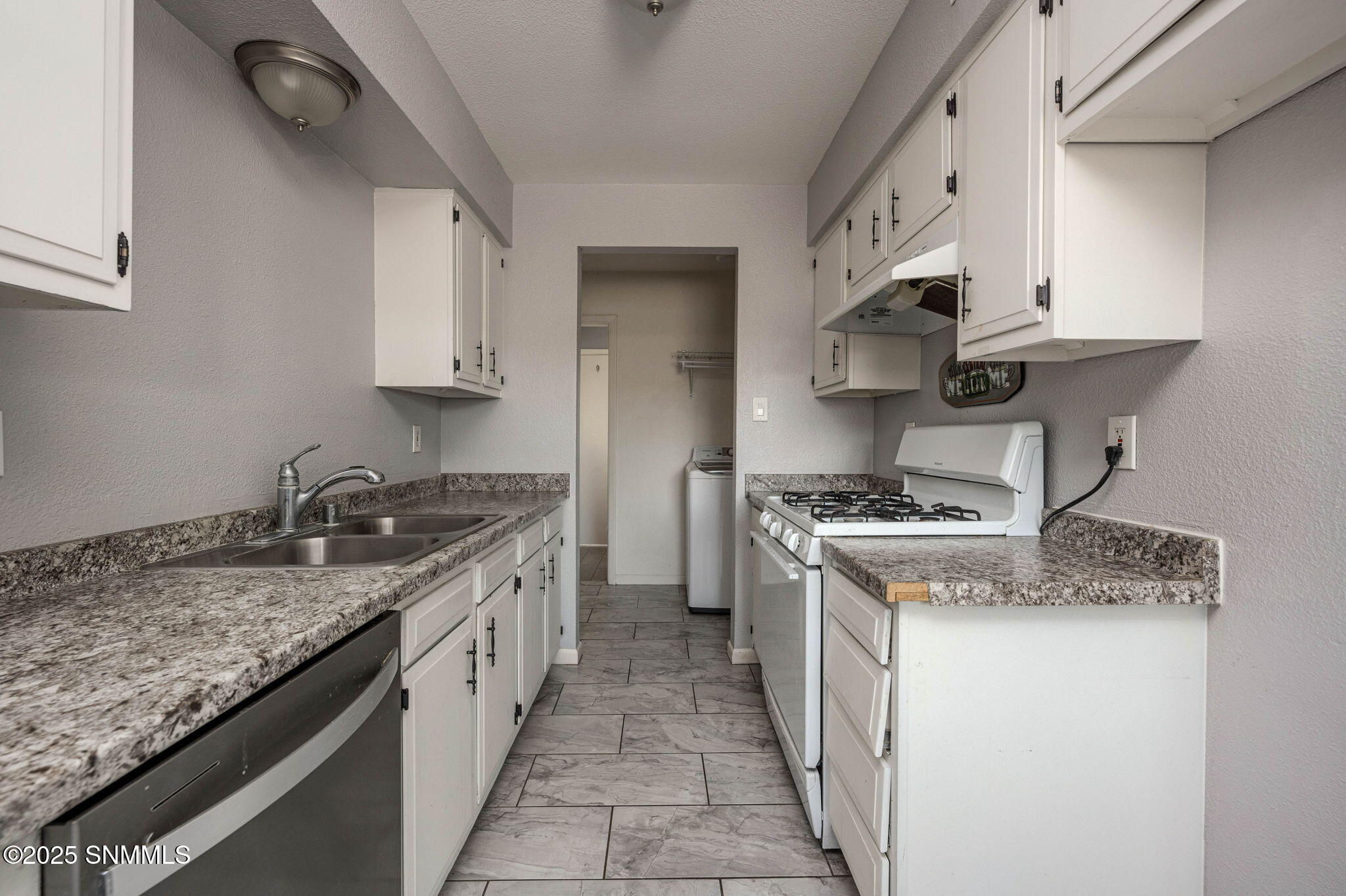 10-web-or-mls-Snappin Homes (Stanton1985