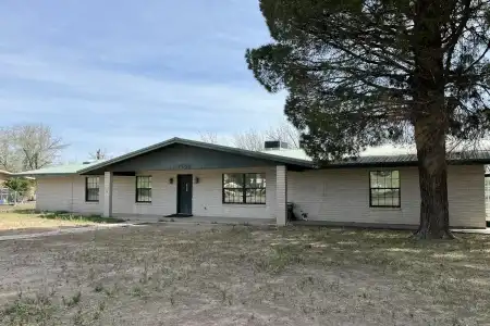 4734 Campbell Road, Las Cruces, New Mexico 88007, 4 Bedrooms Bedrooms, ,2.5 BathroomsBathrooms,Residential,For Sale,Campbell,2600993