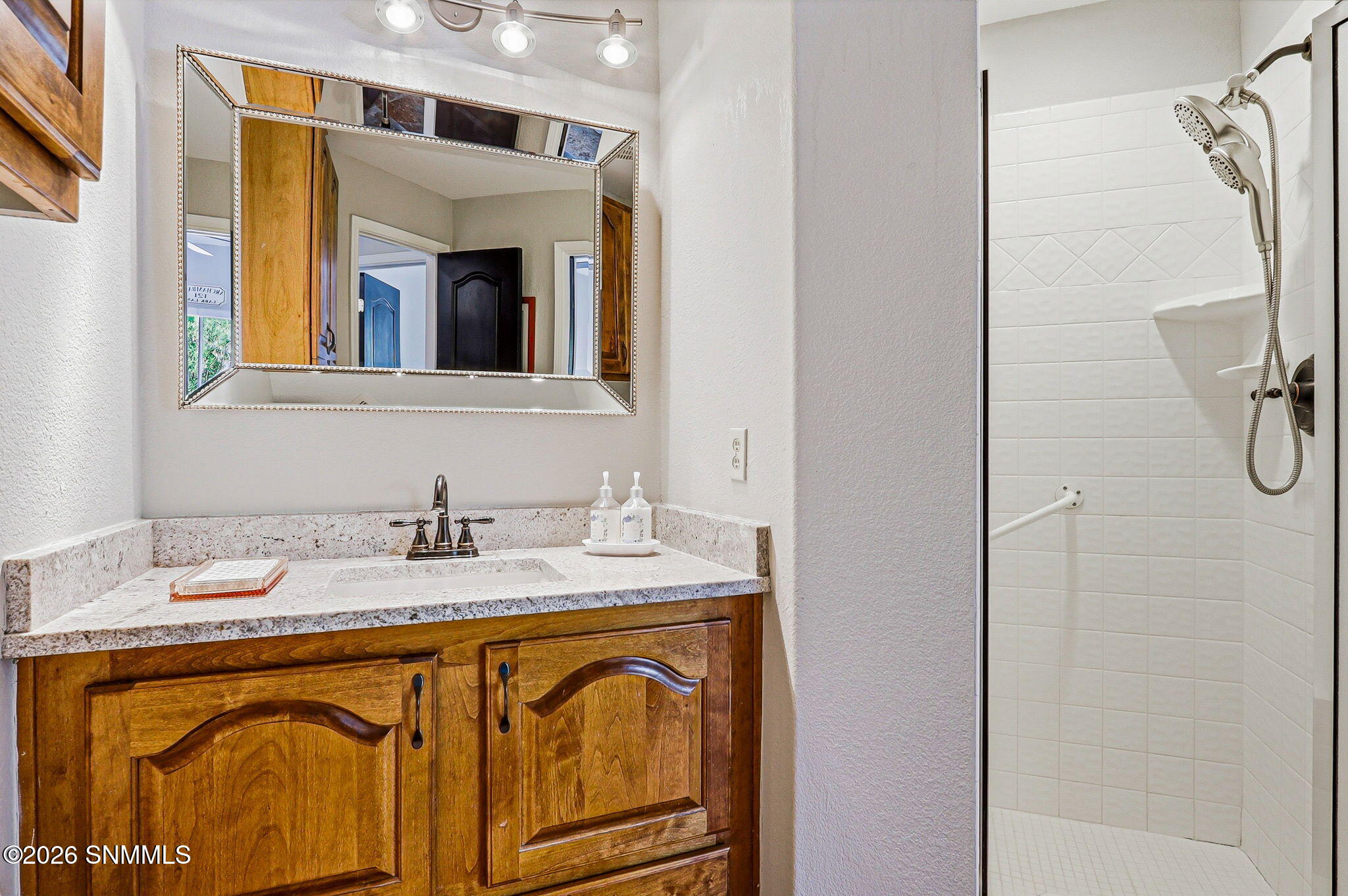 46-web-or-mls-IMG_9852_1