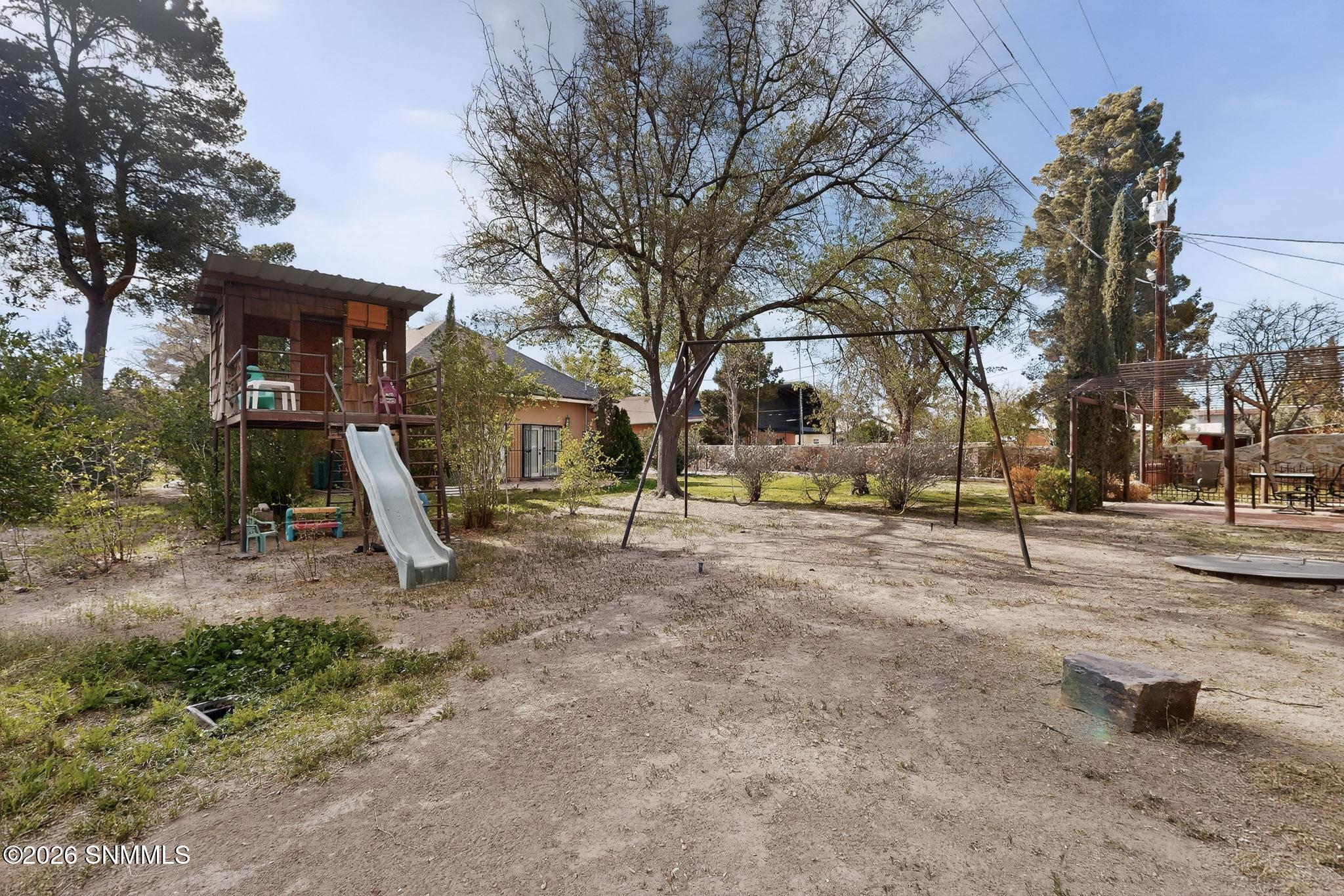 69-3D-Casas-249-S-Miranda-St-03252026_08