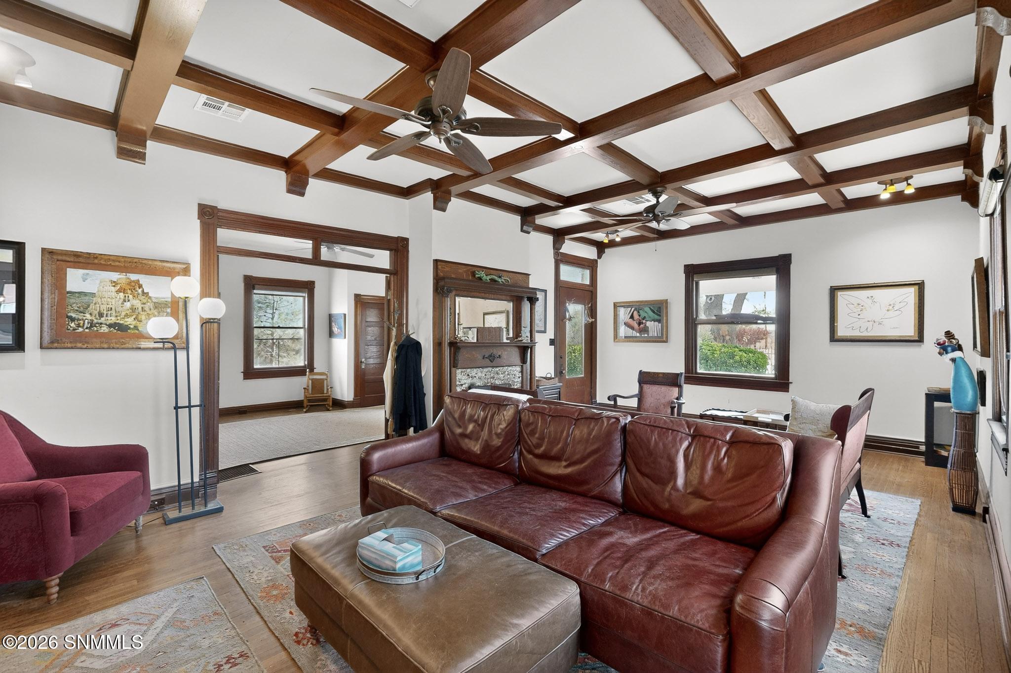 32-3D-Casas-249-S-Miranda-St-03252026_08