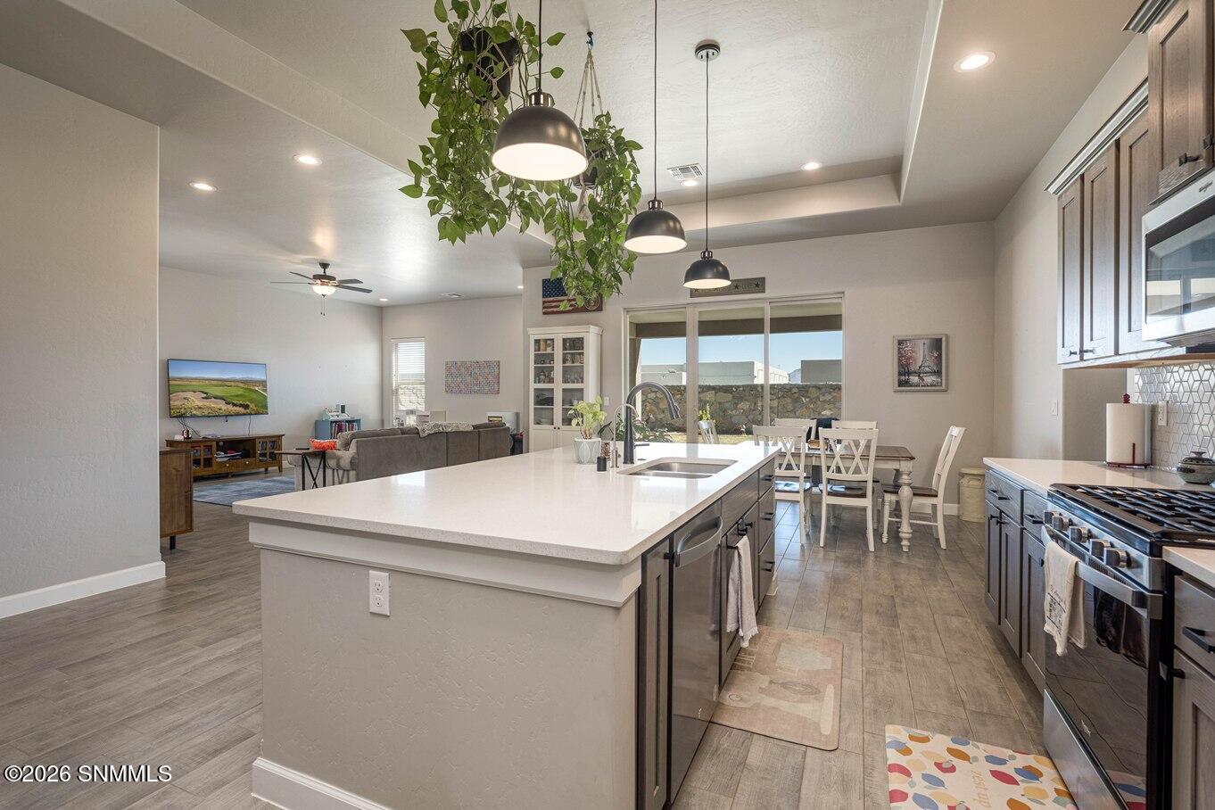 10 - Kitchen - 6516 Blackbird Rd-11