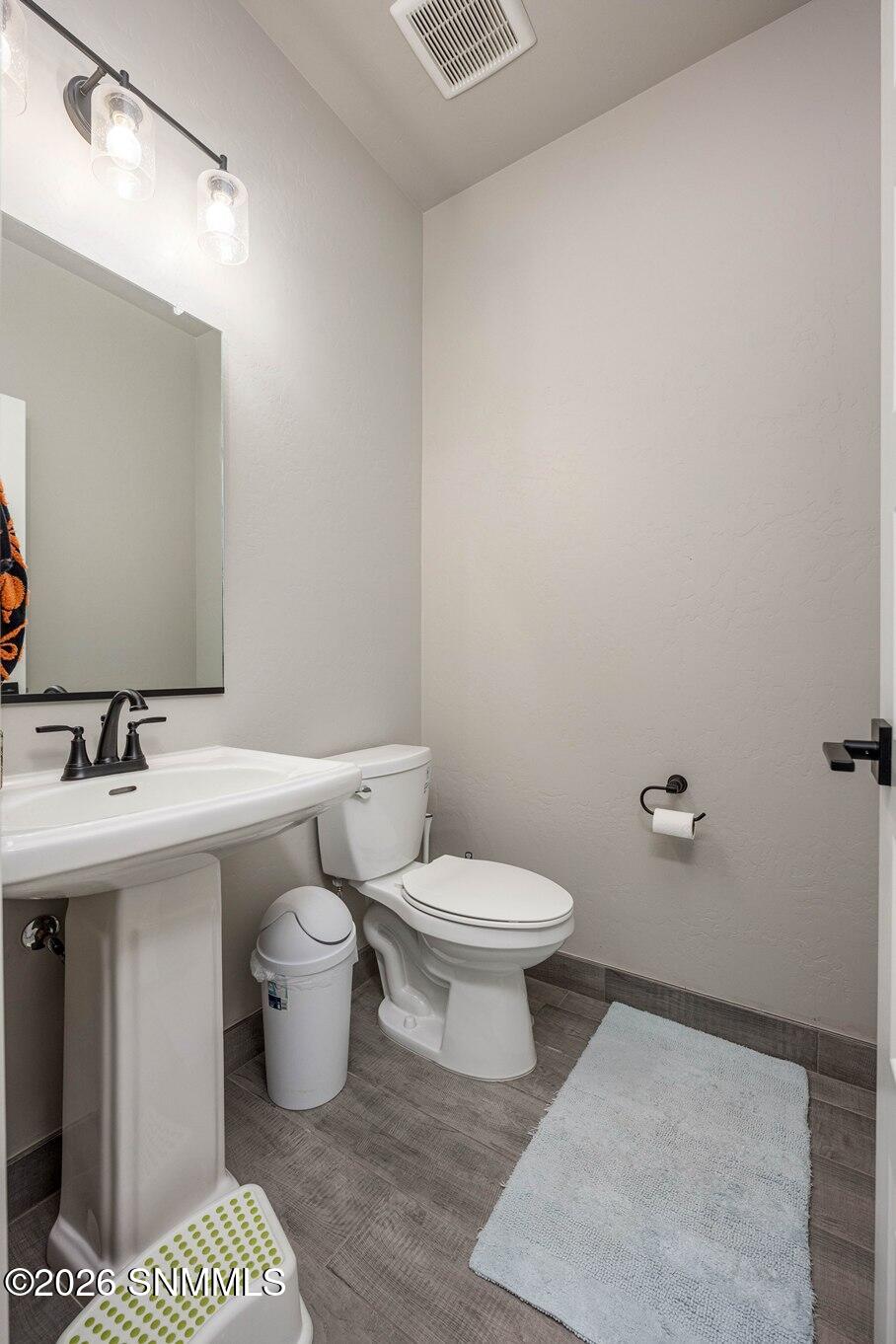 30 - Half Bath - 6516 Blackbird Rd - 651