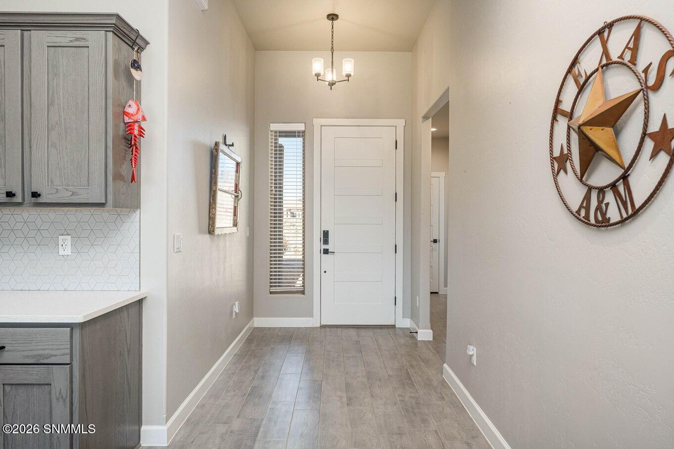 04 - Entry Door - 6516 Blackbird Rd-06