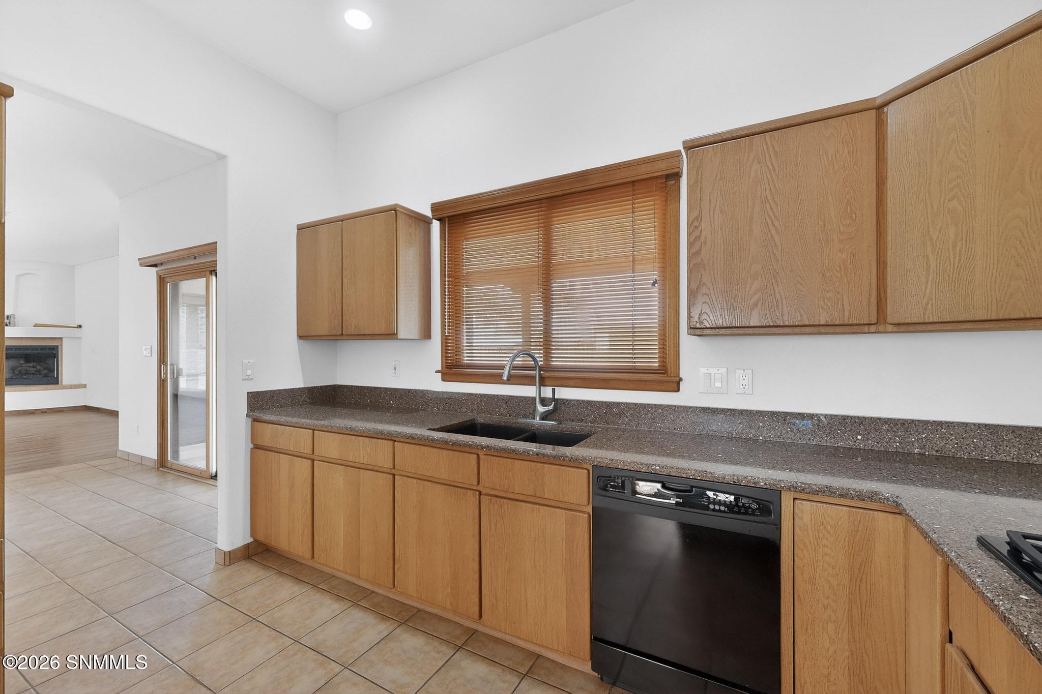 25-3D-Casas-5875-N-Jornada-Rd-03312026_0