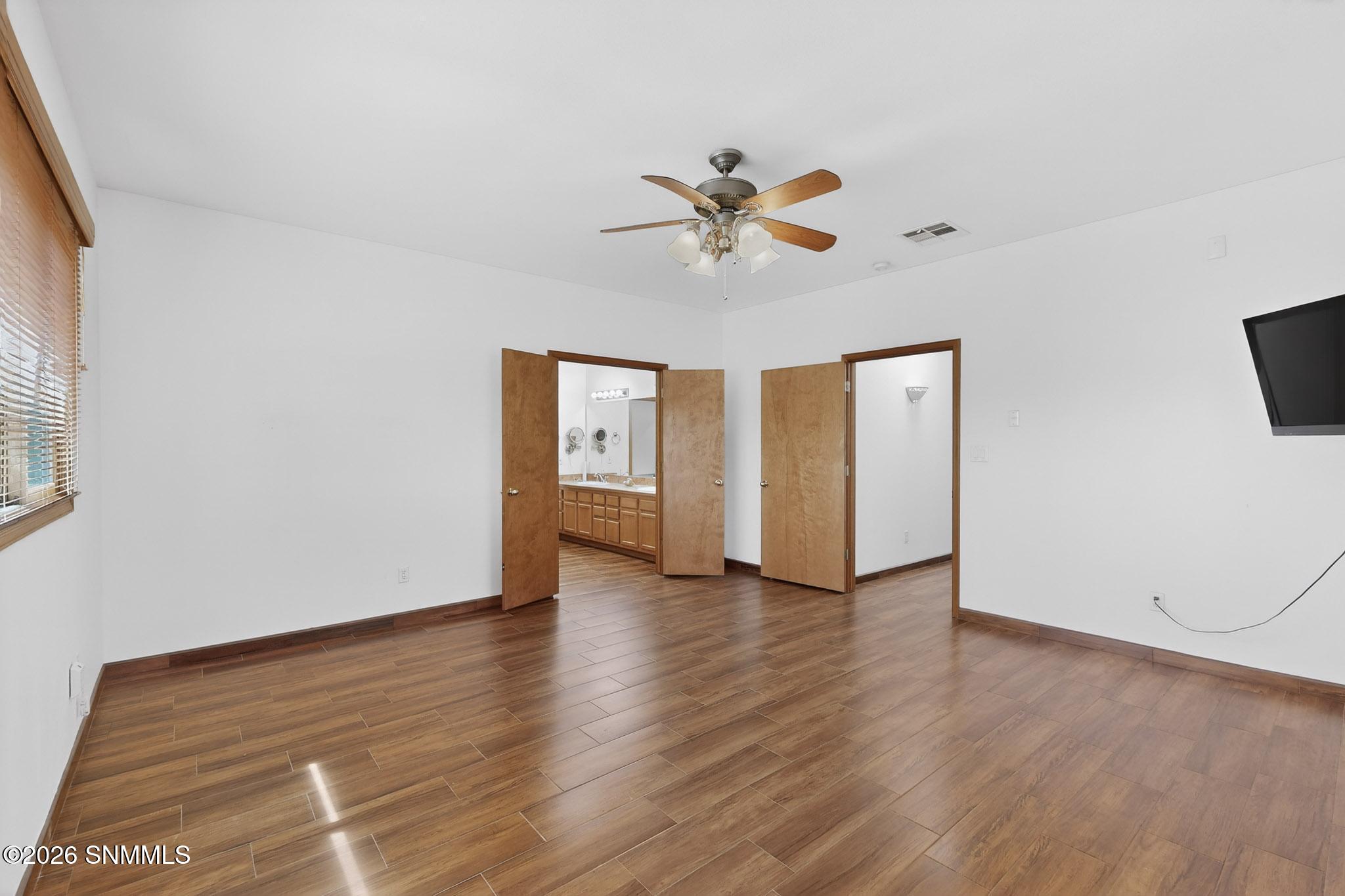 33-3D-Casas-5875-N-Jornada-Rd-03312026_0