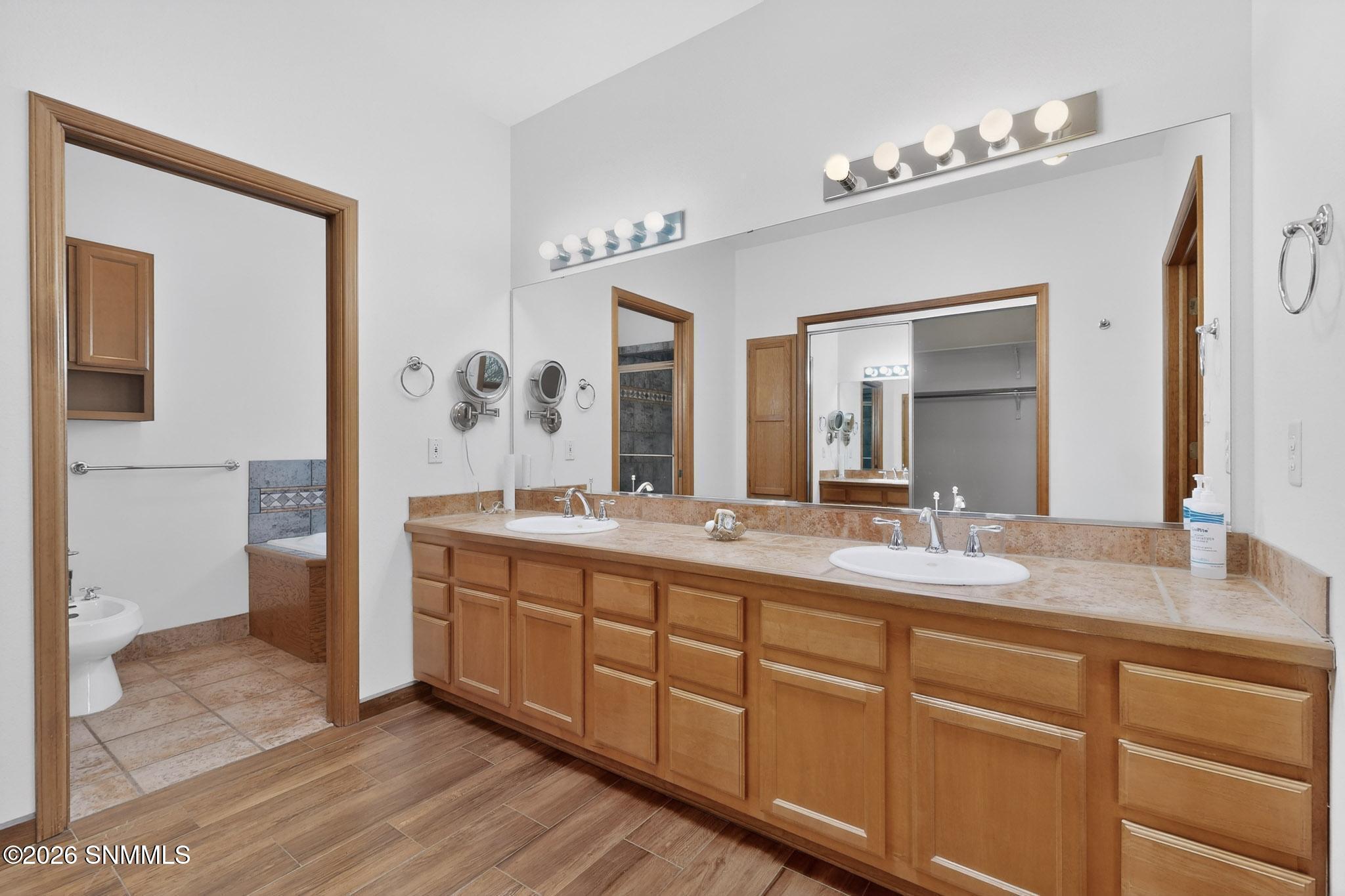 35-3D-Casas-5875-N-Jornada-Rd-03312026_0