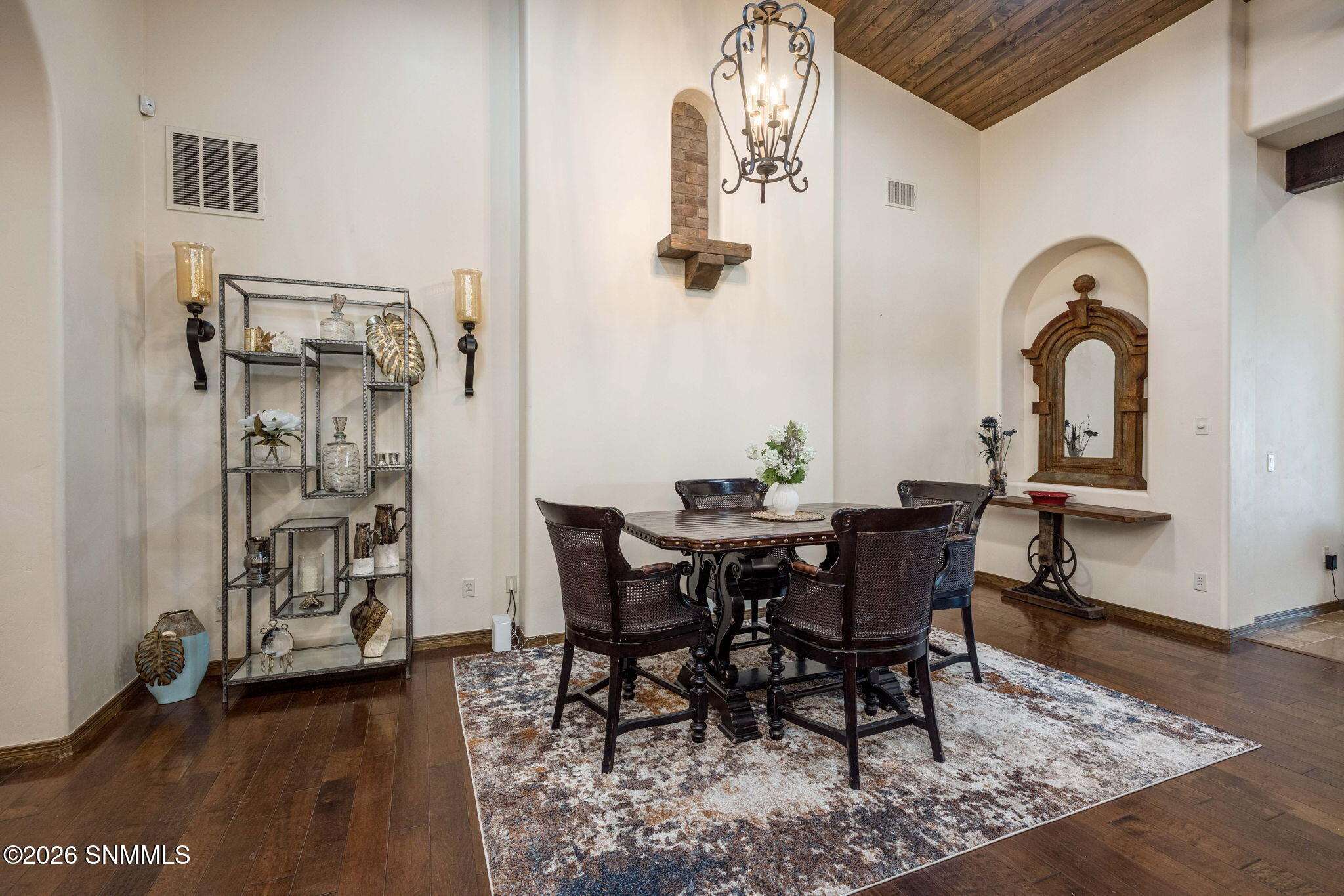 15-web-or-mls-Snappin Homes (Maddox2945)