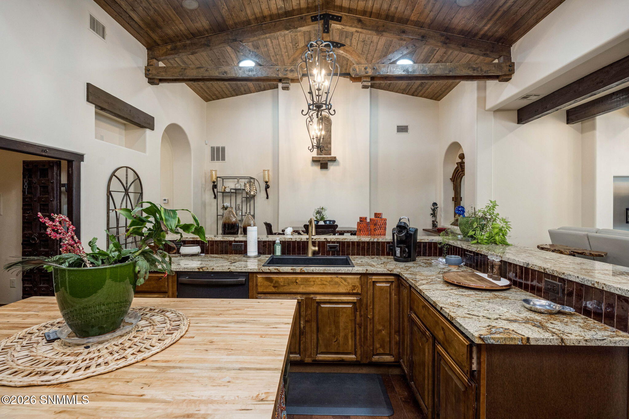 22-web-or-mls-Snappin Homes (Maddox2945)