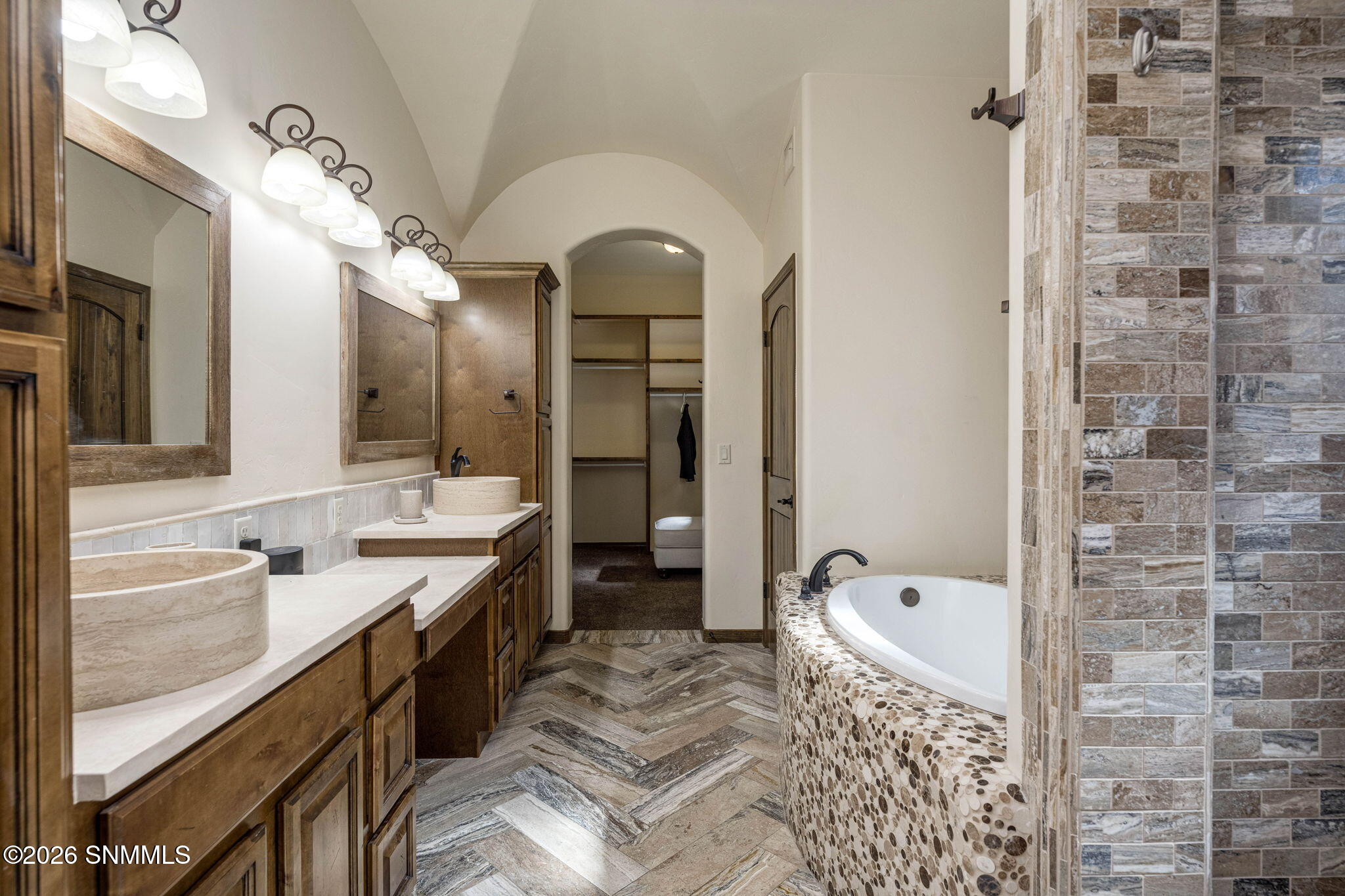 37-web-or-mls-Snappin Homes (Maddox2945)