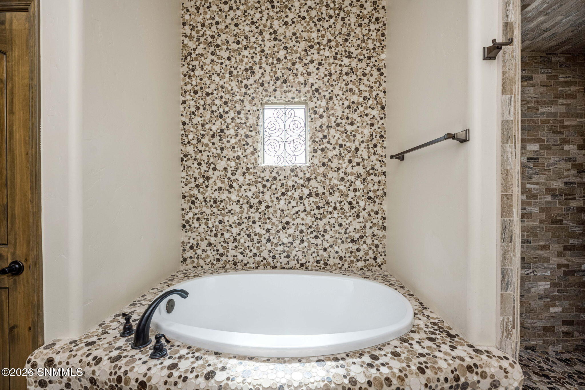 39-web-or-mls-Snappin Homes (Maddox2945)