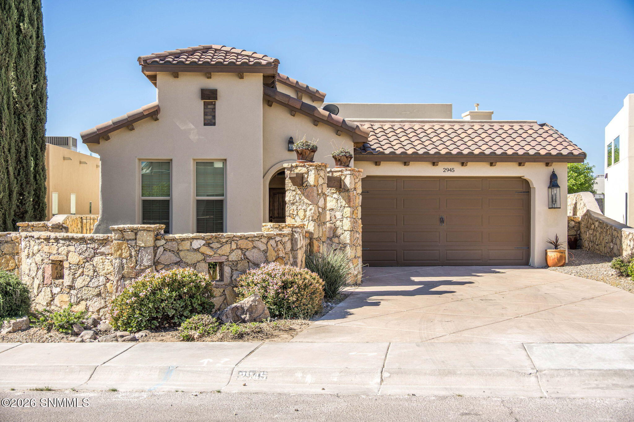 2-web-or-mls-Snappin Homes (Maddox2945)-