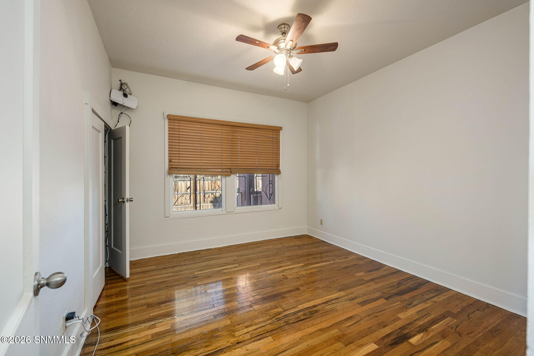 14-web-or-mls-Snappin Homes (MainN1143)-