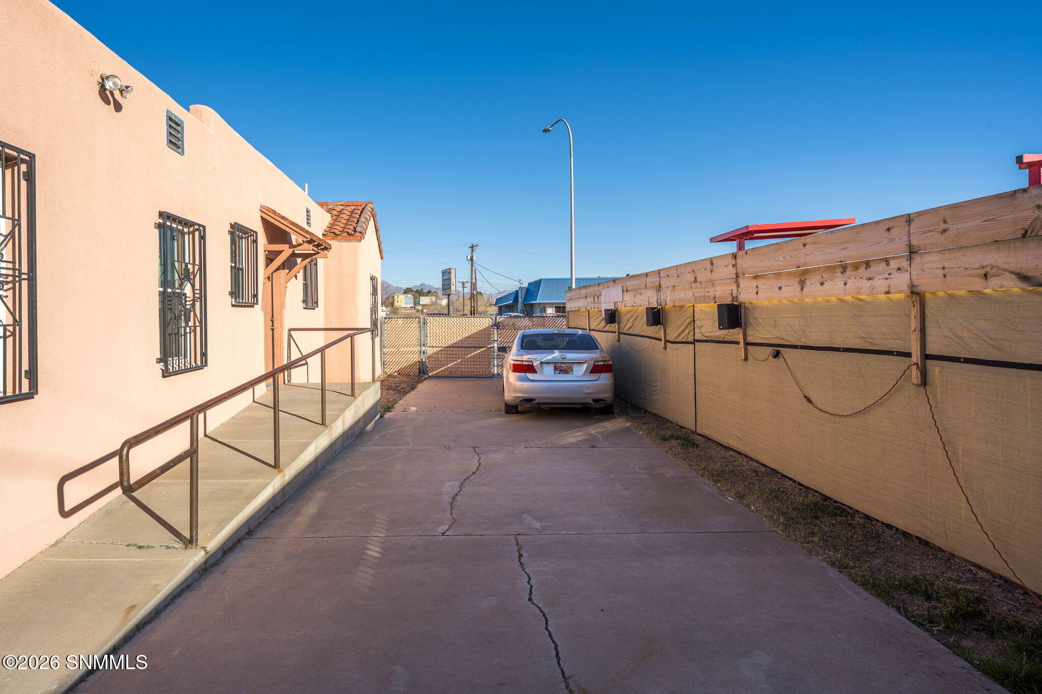 29-web-or-mls-Snappin Homes (MainN1143)-