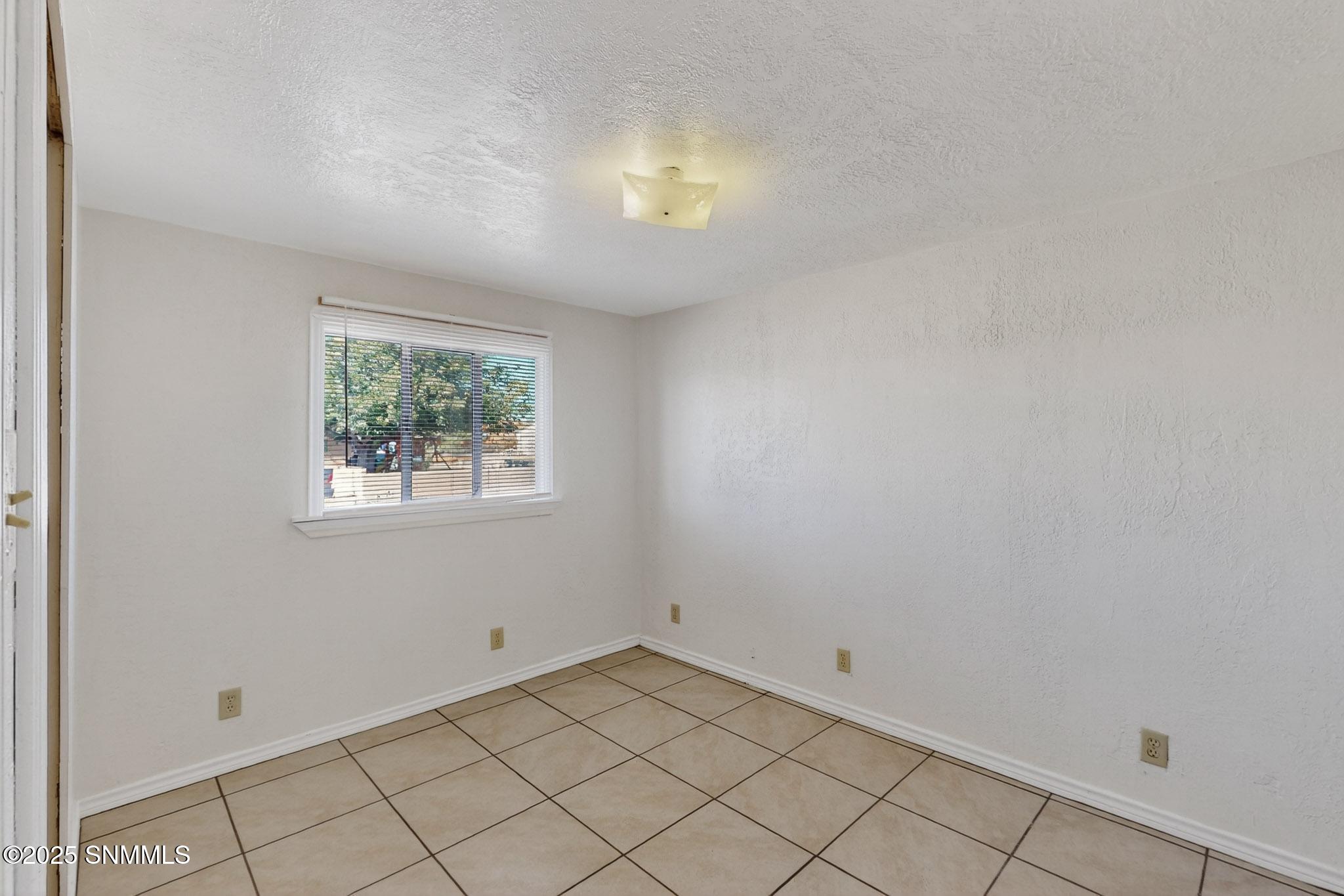 25-030_3D-Casas-1640-E-Idaho-10022025_08