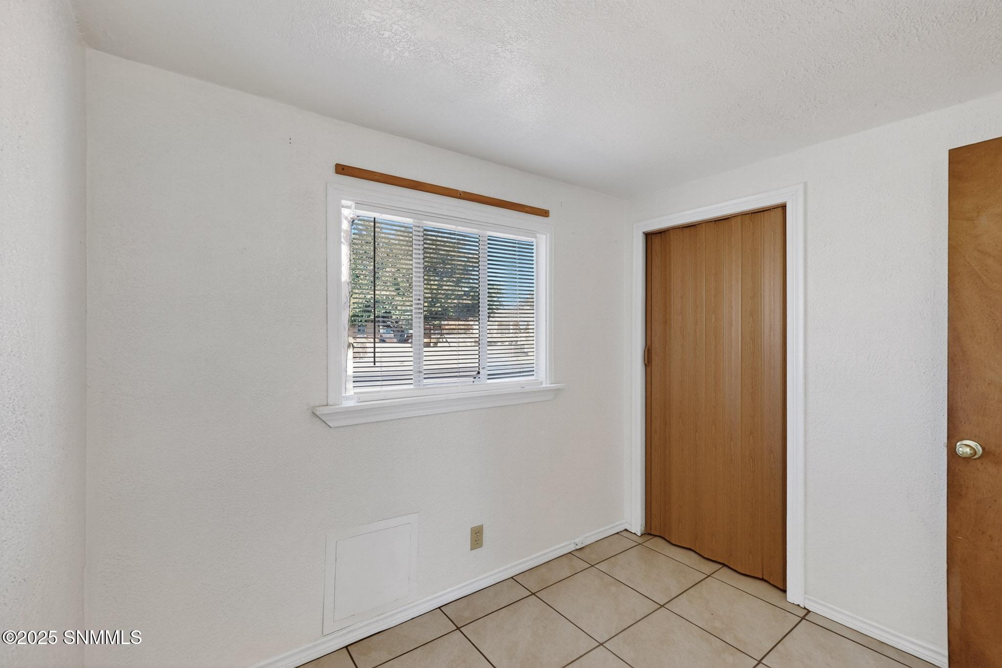 29-024_3D-Casas-1640-E-Idaho-10022025_08