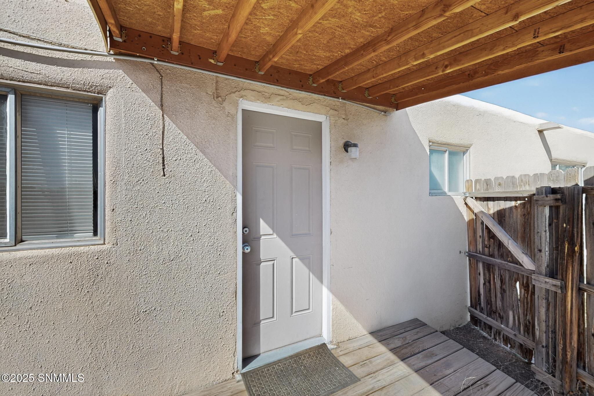 32-035_3D-Casas-1640-E-Idaho-10022025_08