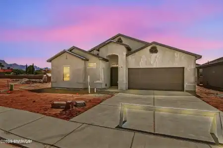5926 Diaz Loop, Las Cruces, New Mexico 88012, 3 Bedrooms Bedrooms, ,2 BathroomsBathrooms,Residential,For Sale,Diaz,2601018