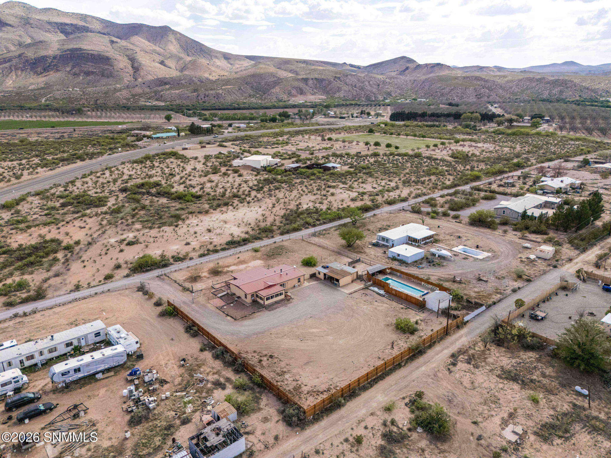 51-web-or-mls-Snappin Homes (Carr12290)-