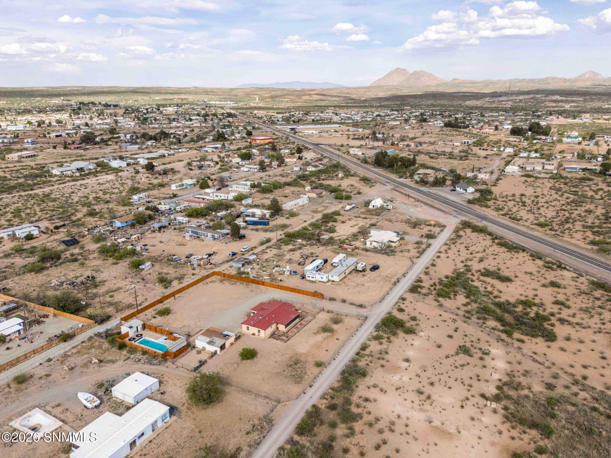 54-web-or-mls-Snappin Homes (Carr12290)-