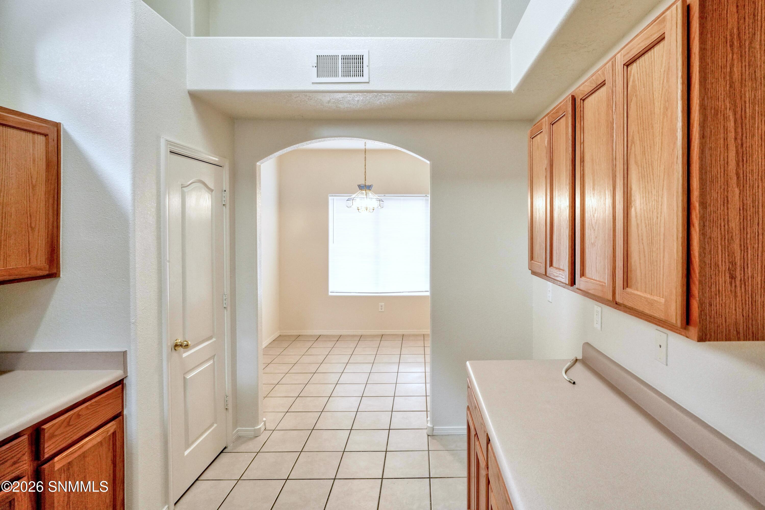 breakfast nook from kithcen