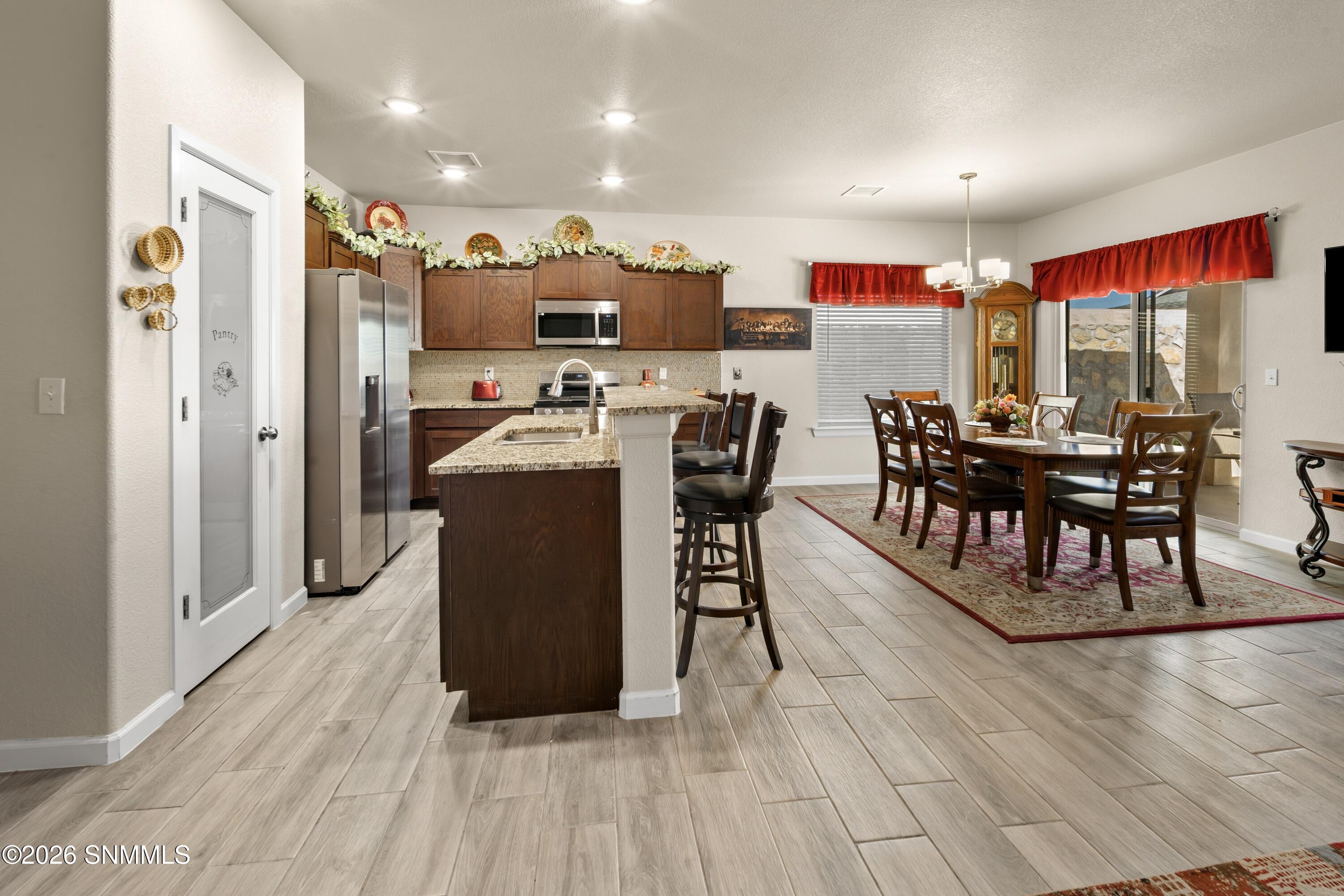 1117 Nickel Hill Ave.